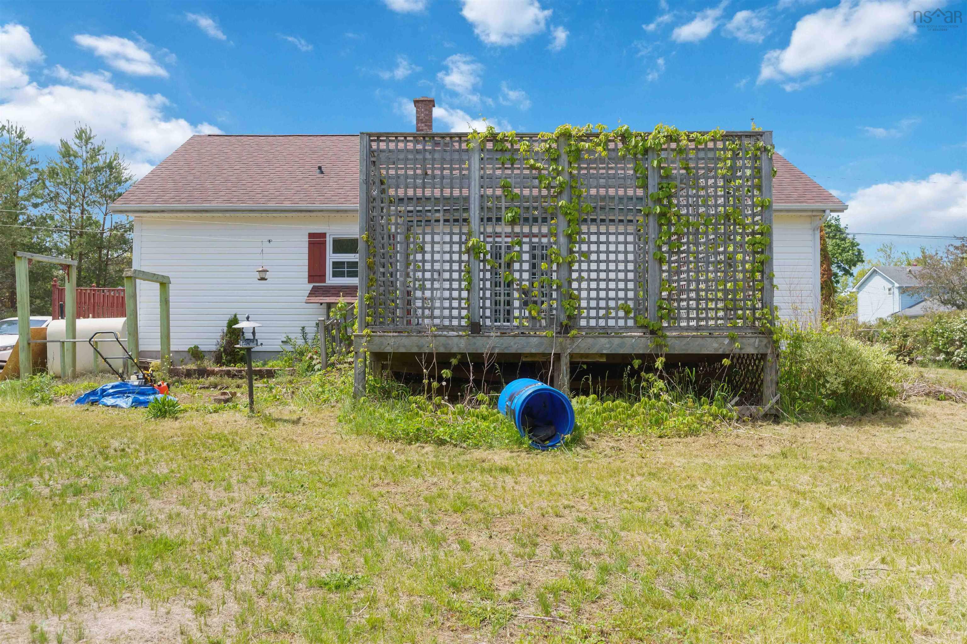 $379,900.00: 80 Old Runway Drive, Nictaux