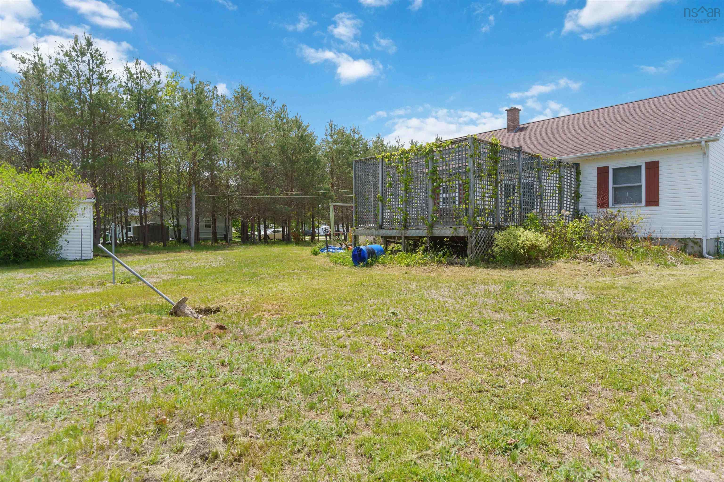 $379,900.00: 80 Old Runway Drive, Nictaux