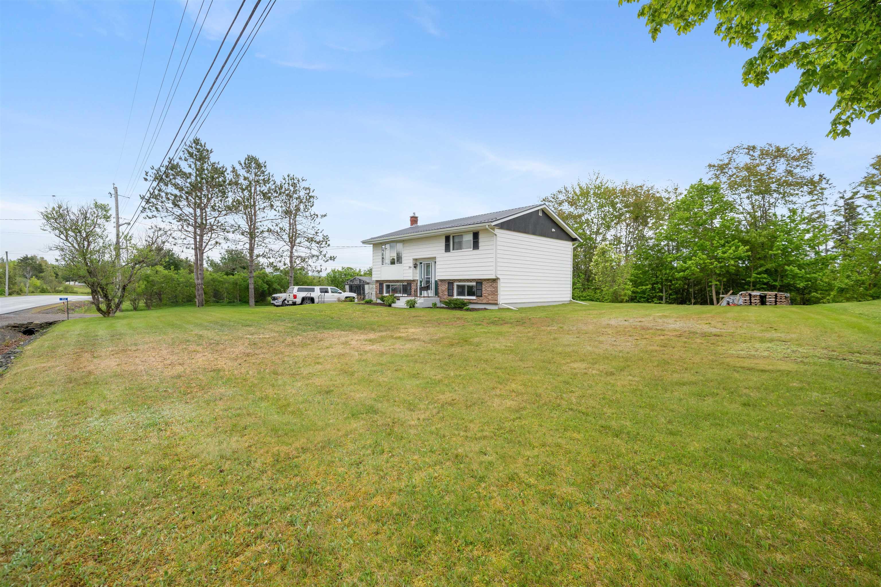 $298,000.00: 914 West North River Road, North River