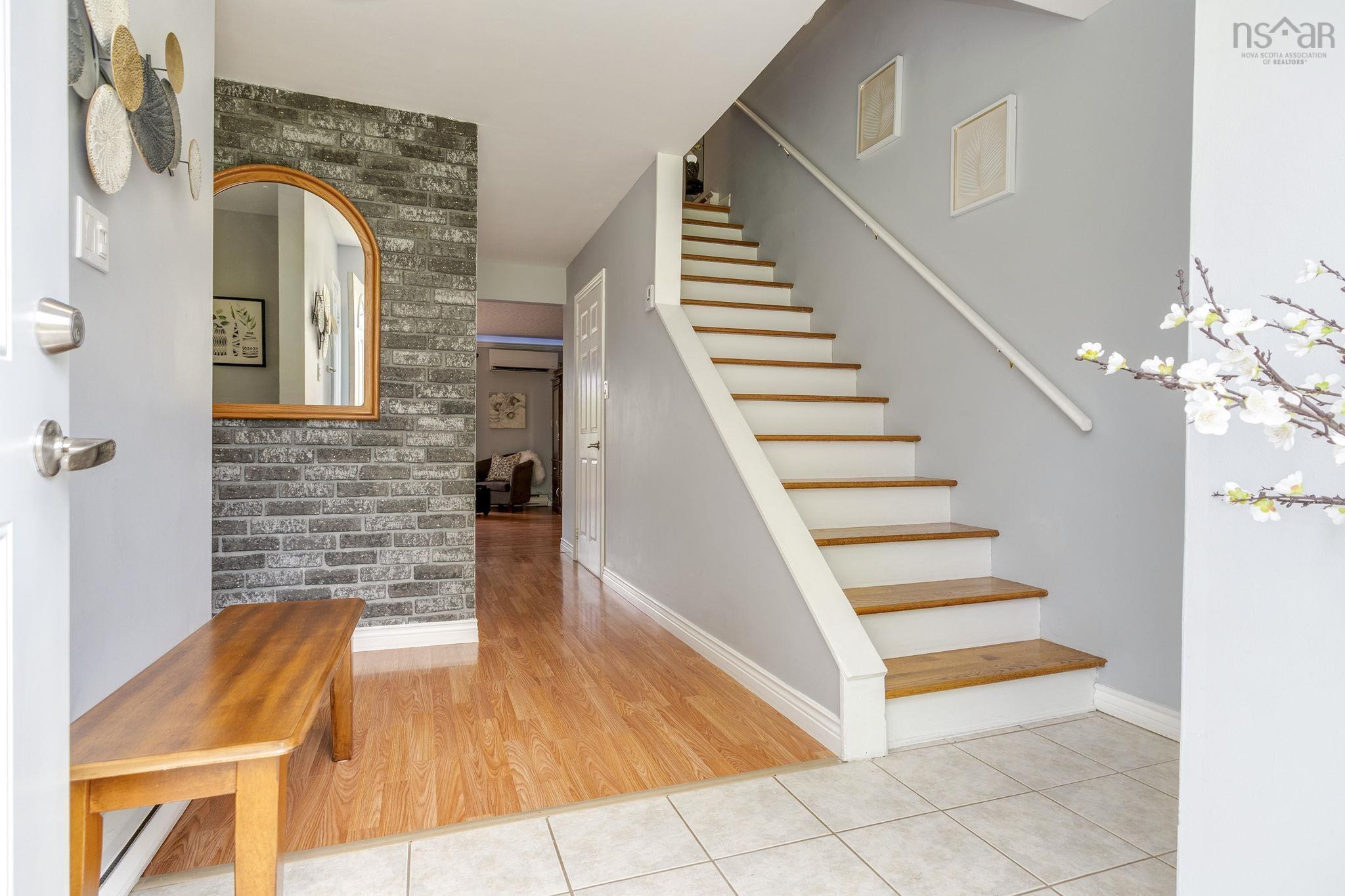 $339,900.00: 5A Arklow Drive, Cole Harbour