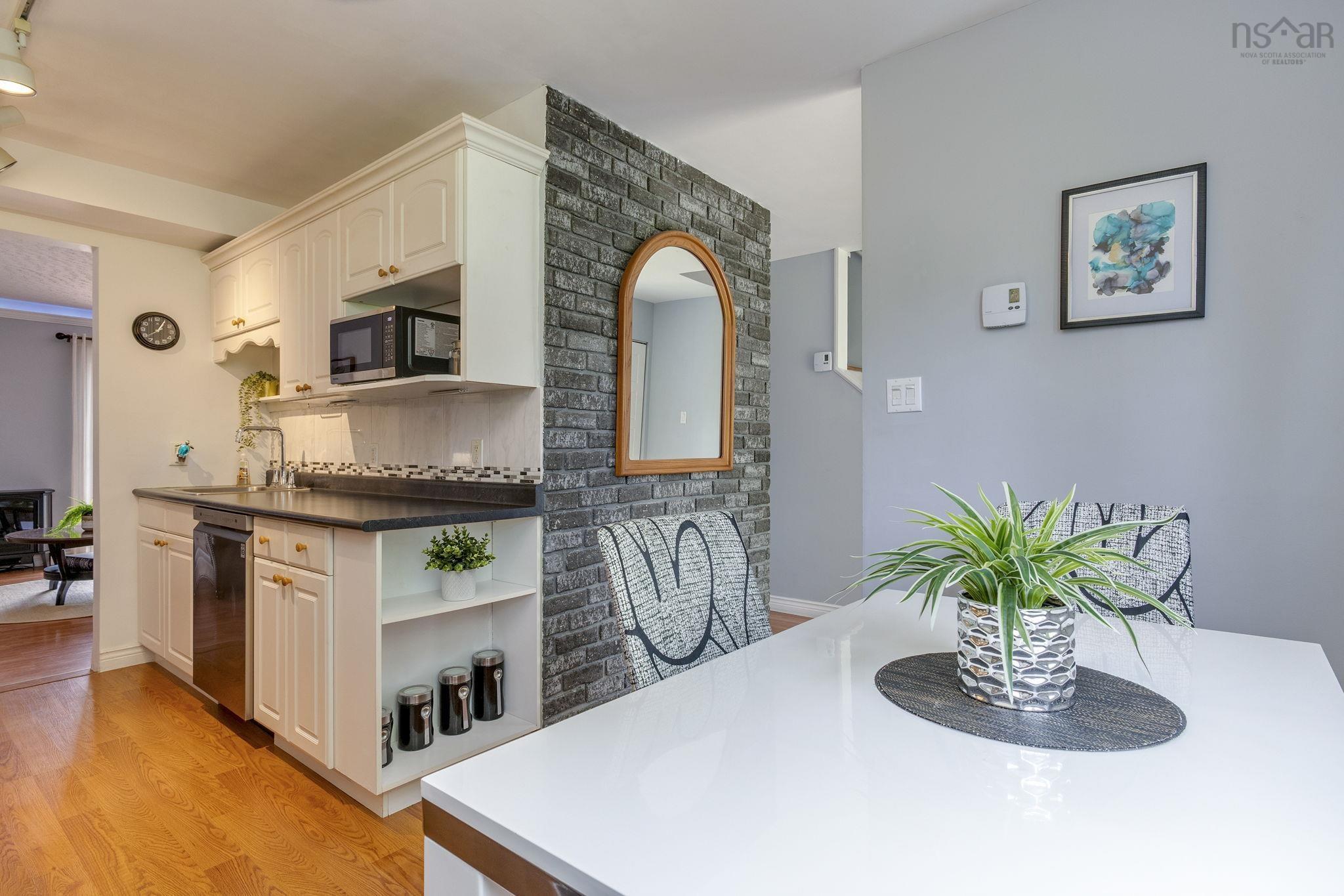 $339,900.00: 5A Arklow Drive, Cole Harbour