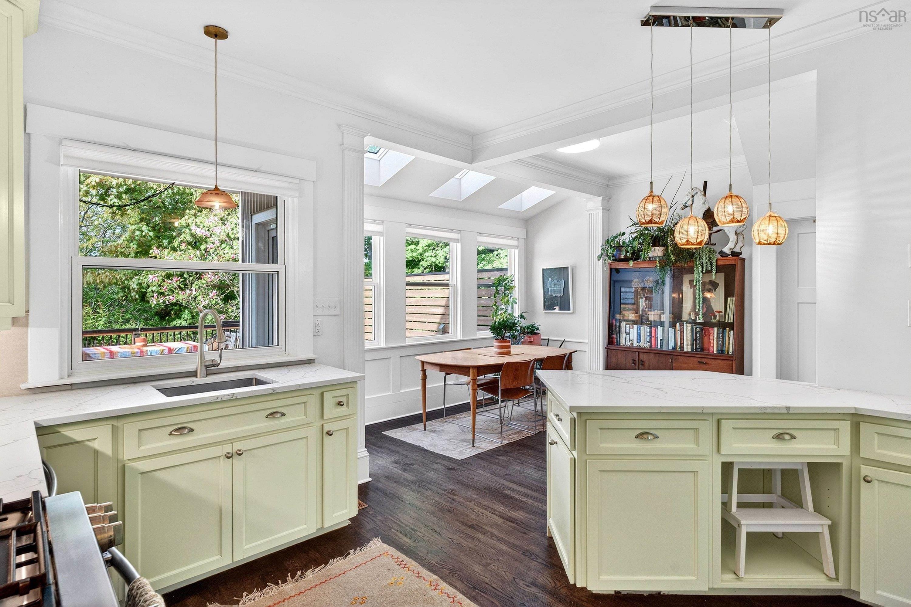 $699,900.00: 82 Hawthorne Street, Dartmouth
