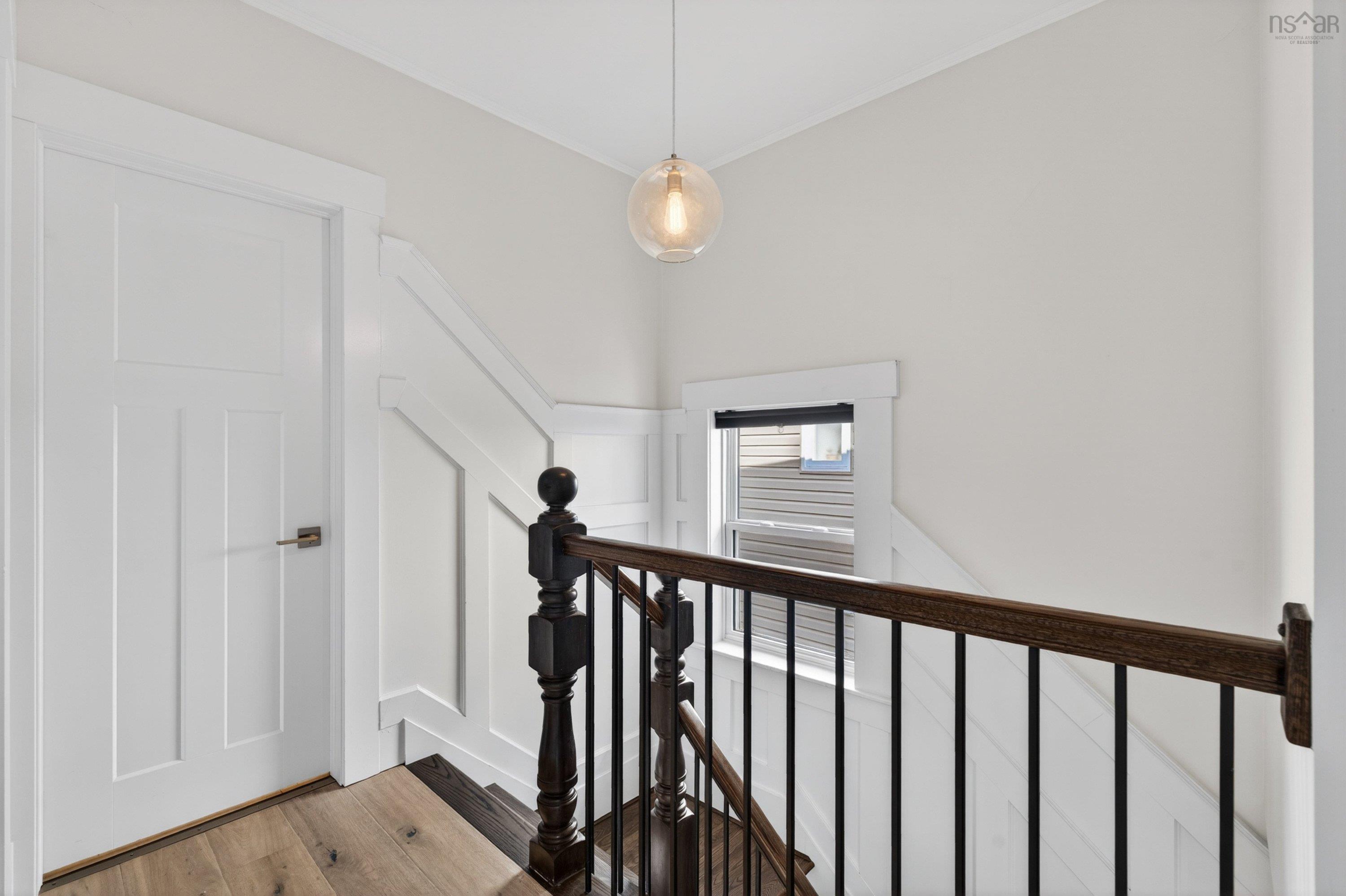 $699,900.00: 82 Hawthorne Street, Dartmouth