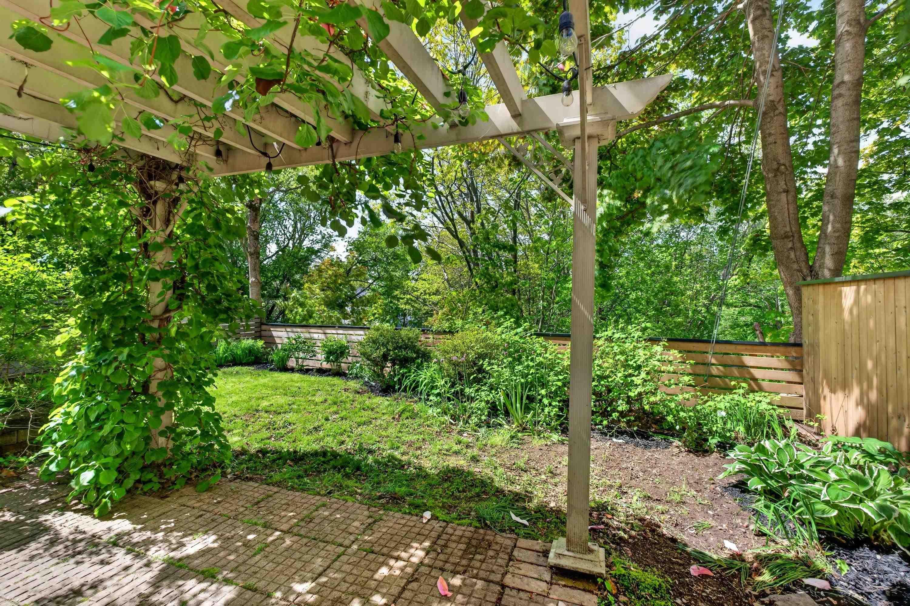 $699,900.00: 82 Hawthorne Street, Dartmouth