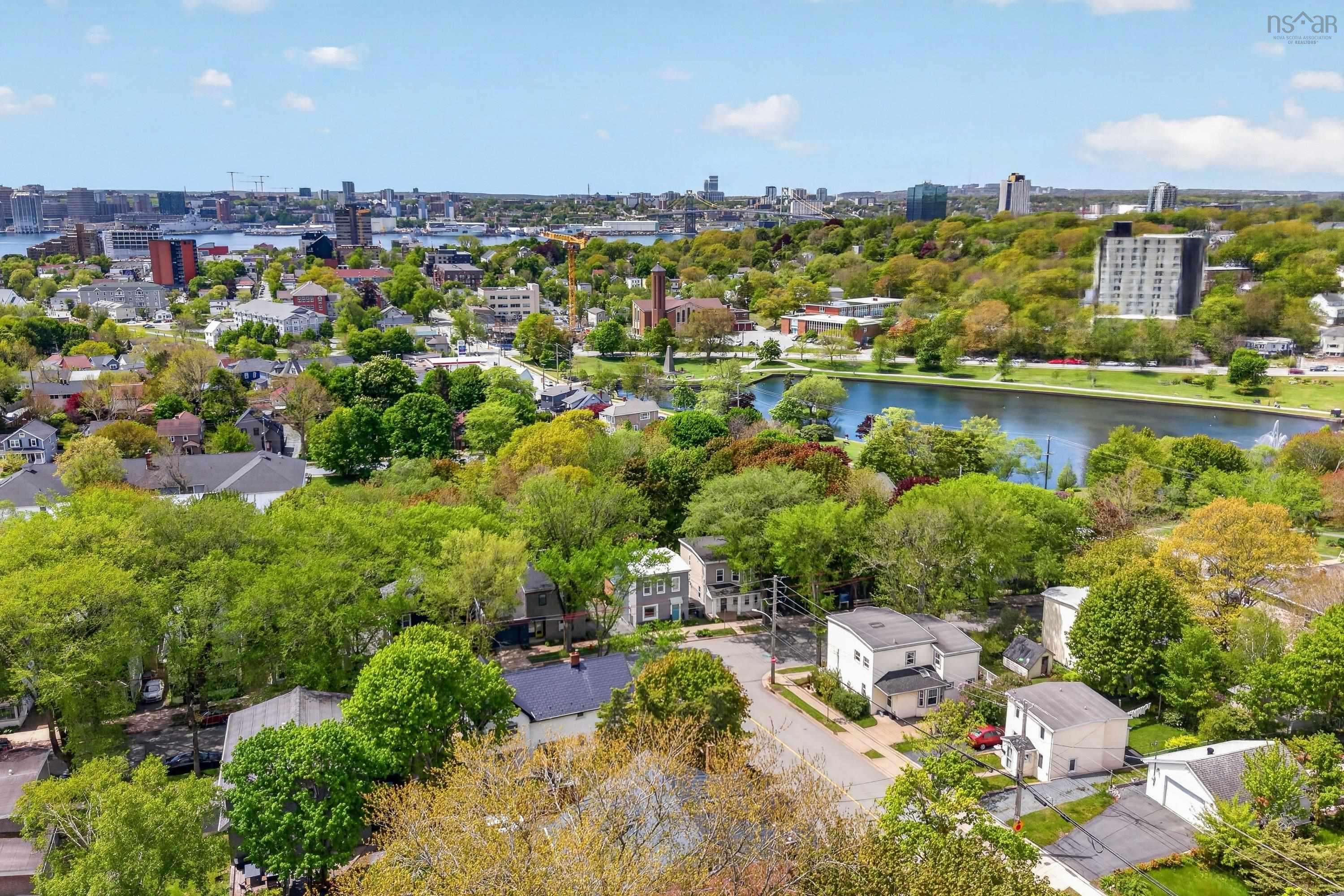 $699,900.00: 82 Hawthorne Street, Dartmouth