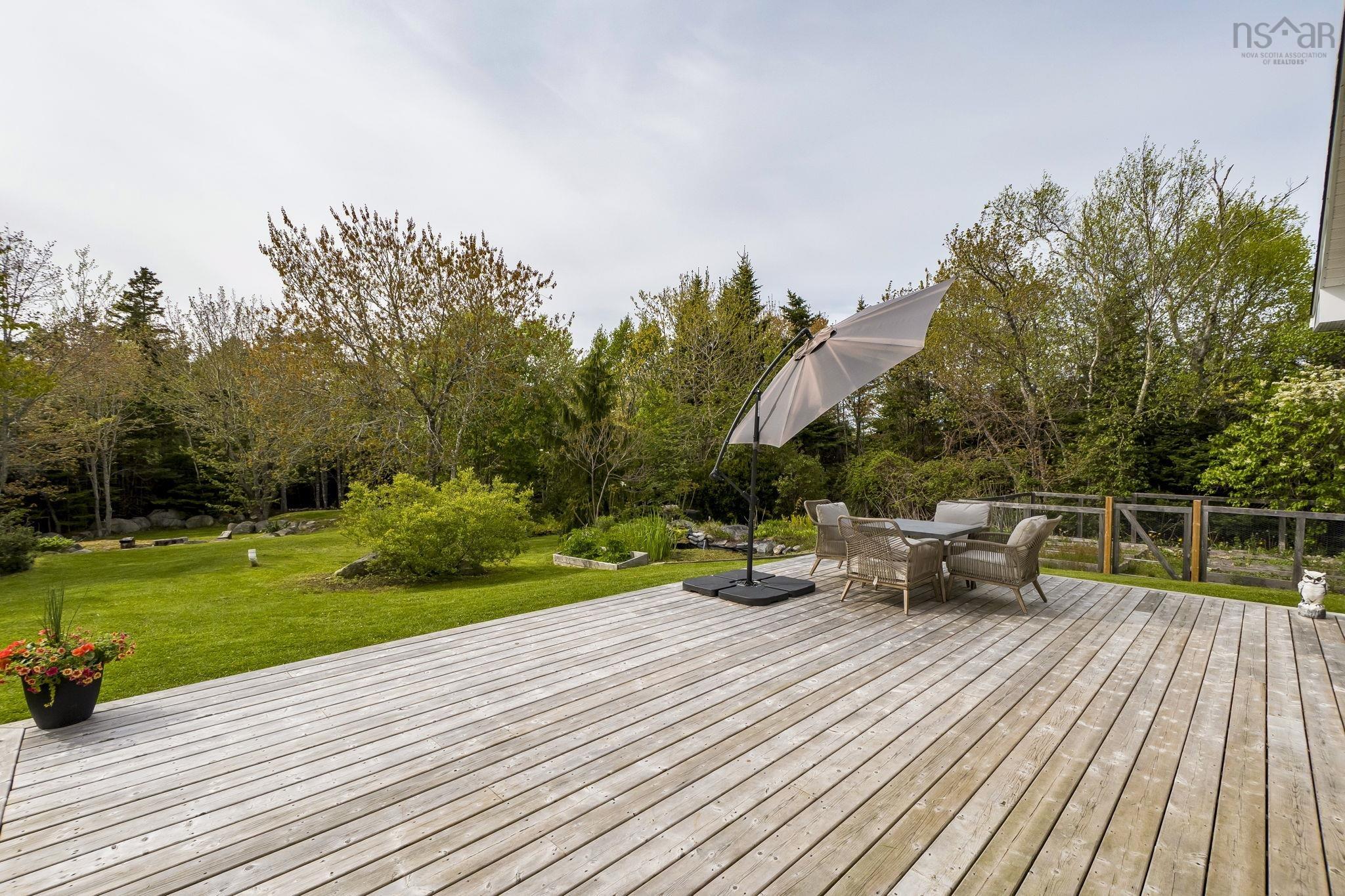 $629,900.00: 45 Fiddle Parkway, Hatchet Lake