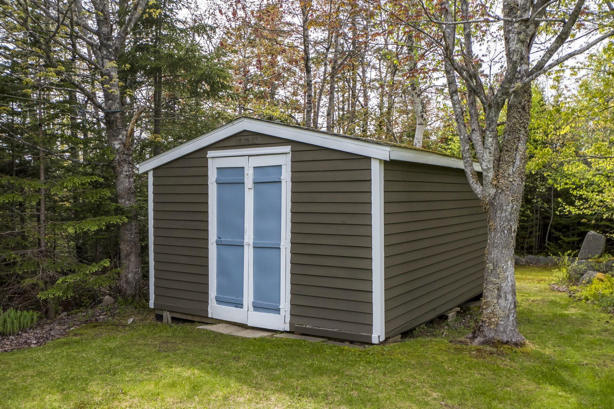 $629,900.00: 45 Fiddle Parkway, Hatchet Lake