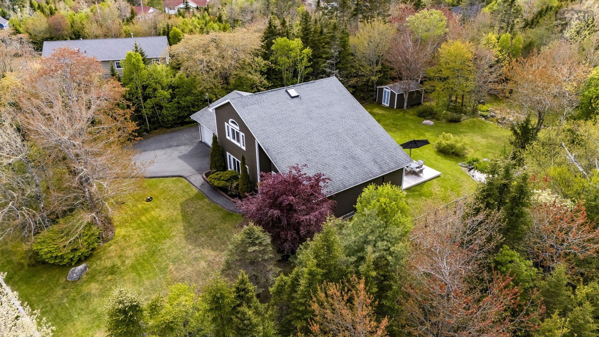 $629,900.00: 45 Fiddle Parkway, Hatchet Lake