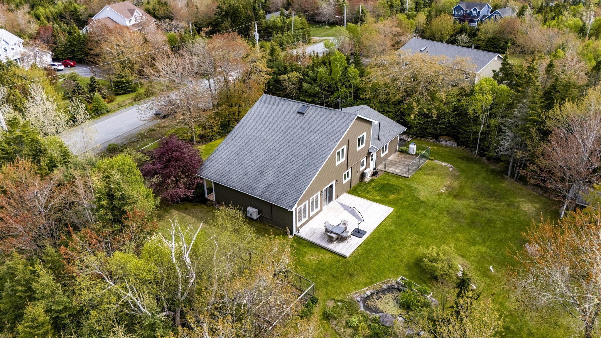 $629,900.00: 45 Fiddle Parkway, Hatchet Lake