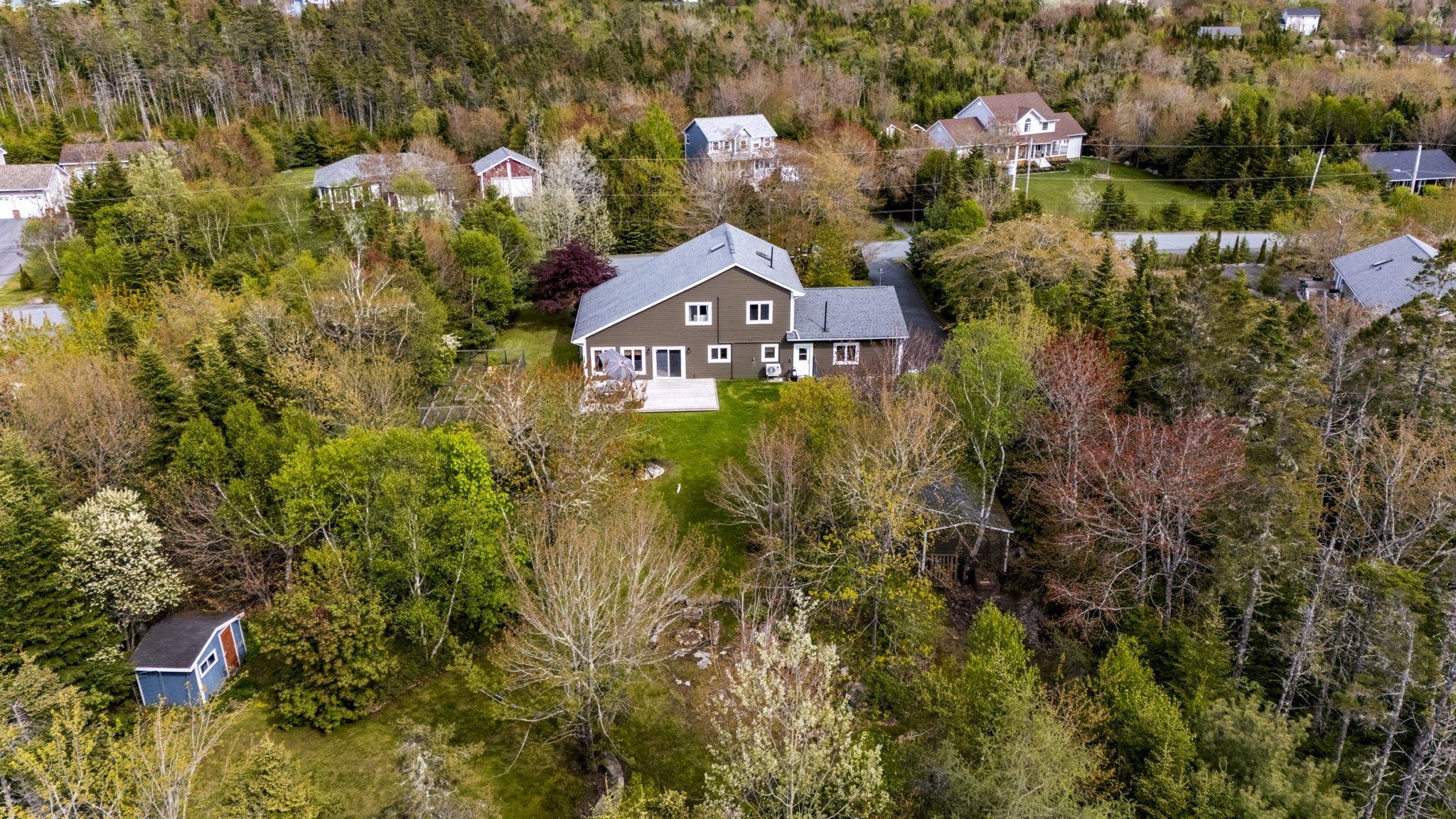 $629,900.00: 45 Fiddle Parkway, Hatchet Lake