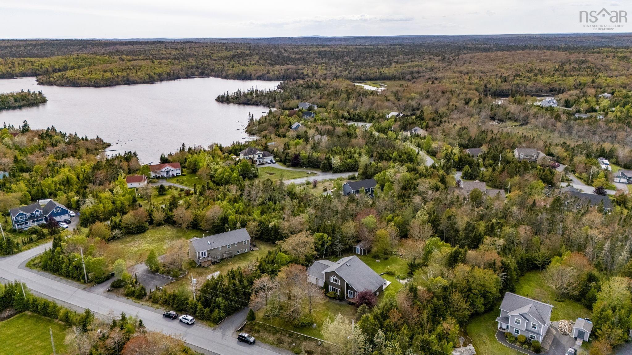 $629,900.00: 45 Fiddle Parkway, Hatchet Lake