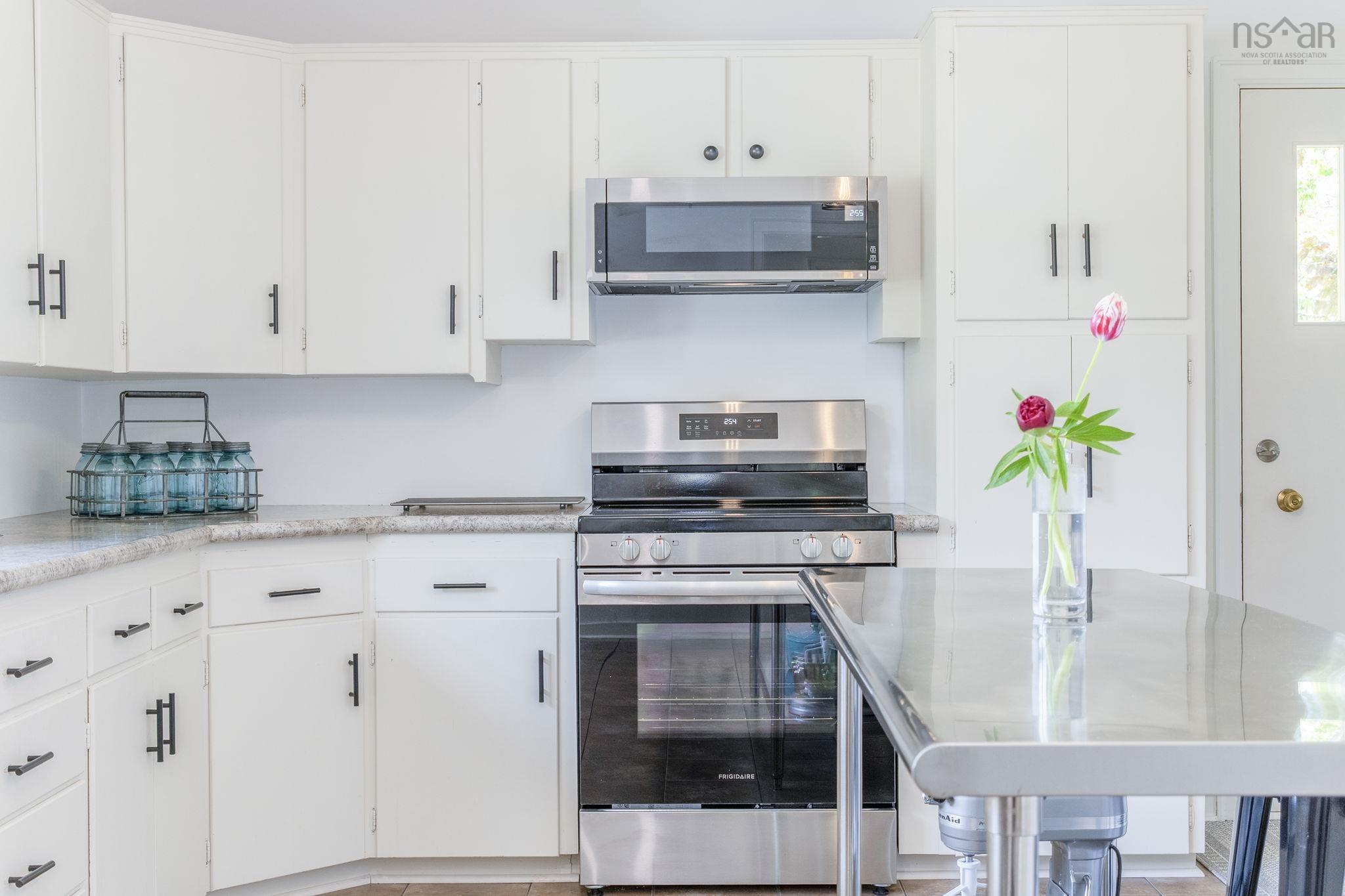 $345,000.00: 76 South Street, Carleton Corner