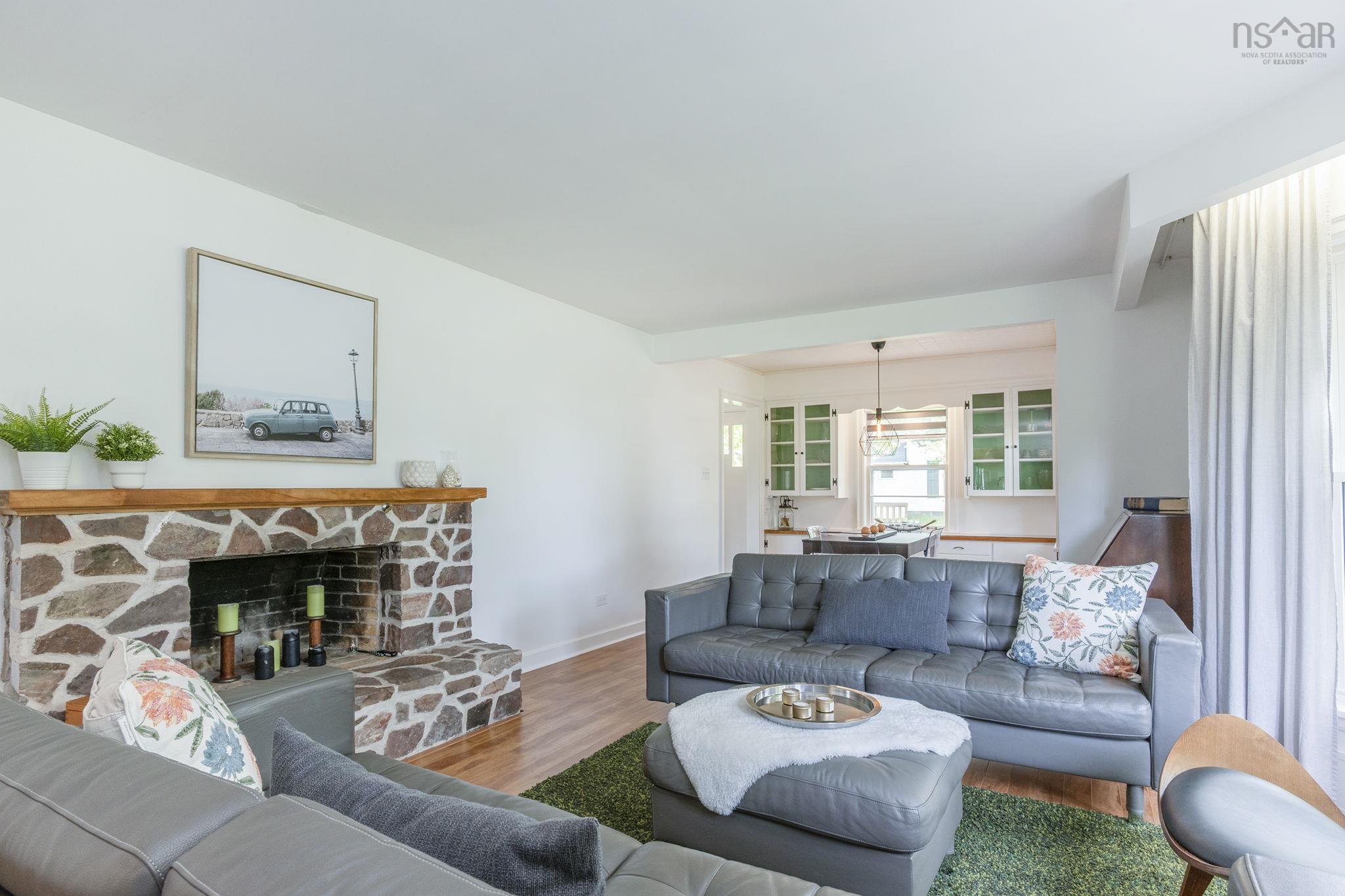 $345,000.00: 76 South Street, Carleton Corner