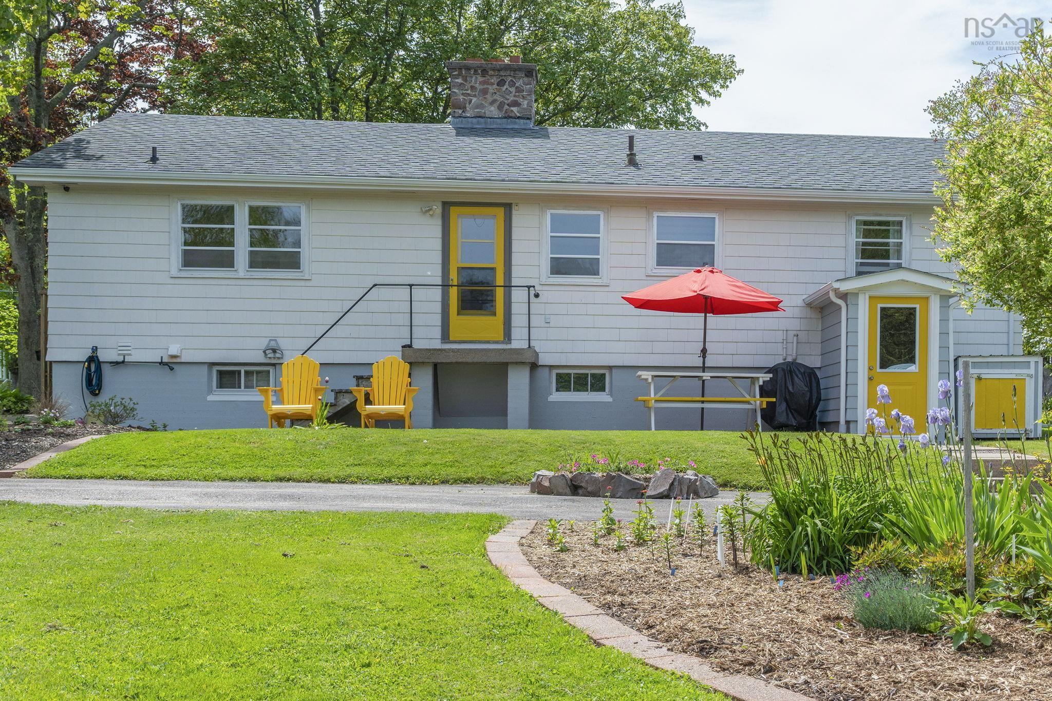 $345,000.00: 76 South Street, Carleton Corner