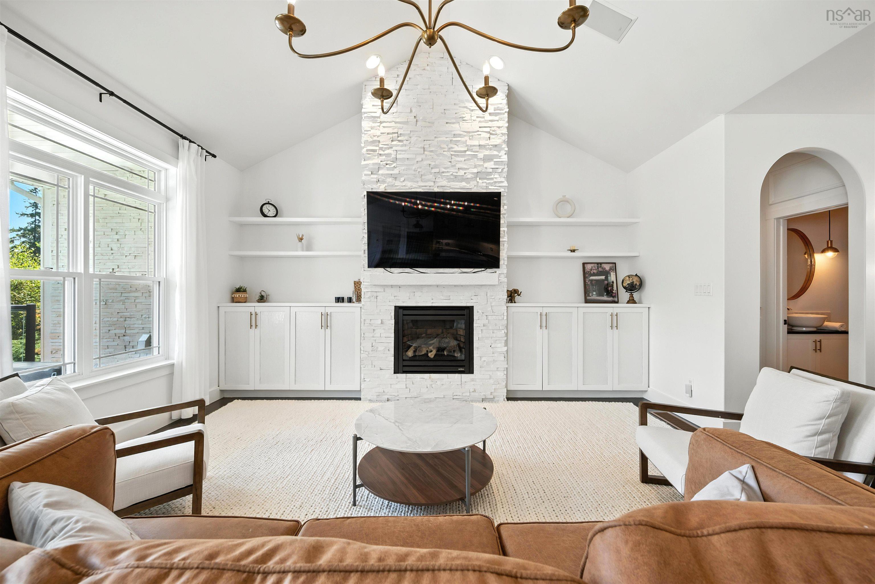 $1,888,888.00: 261 Aberdeen Drive, Fall River