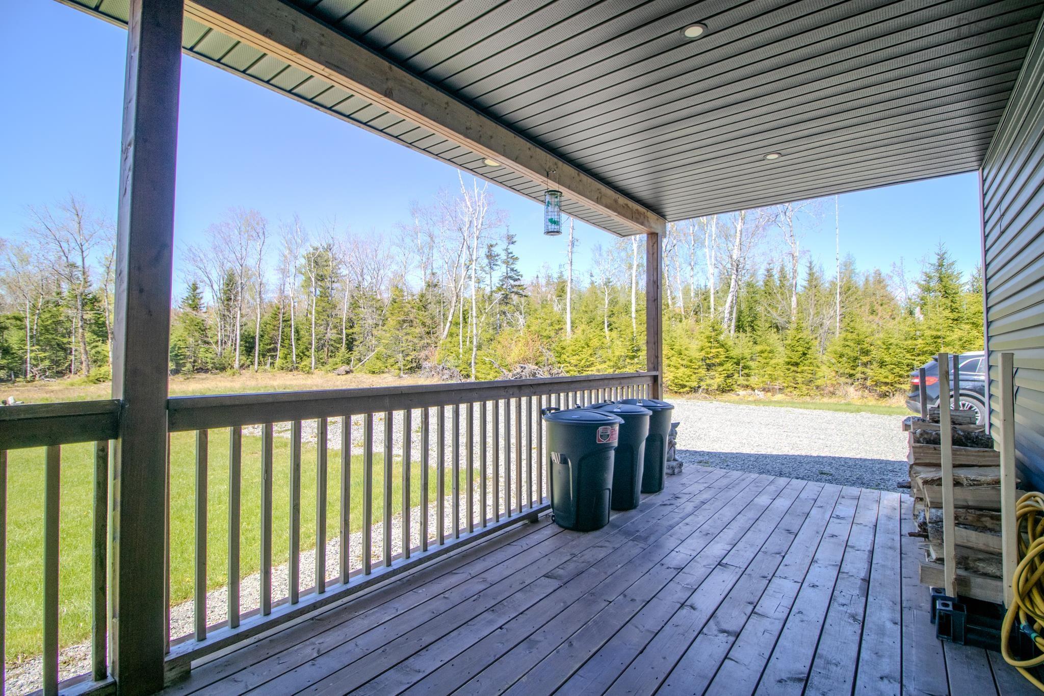 $669,000.00: 244 Aspen Grove, Howie Centre