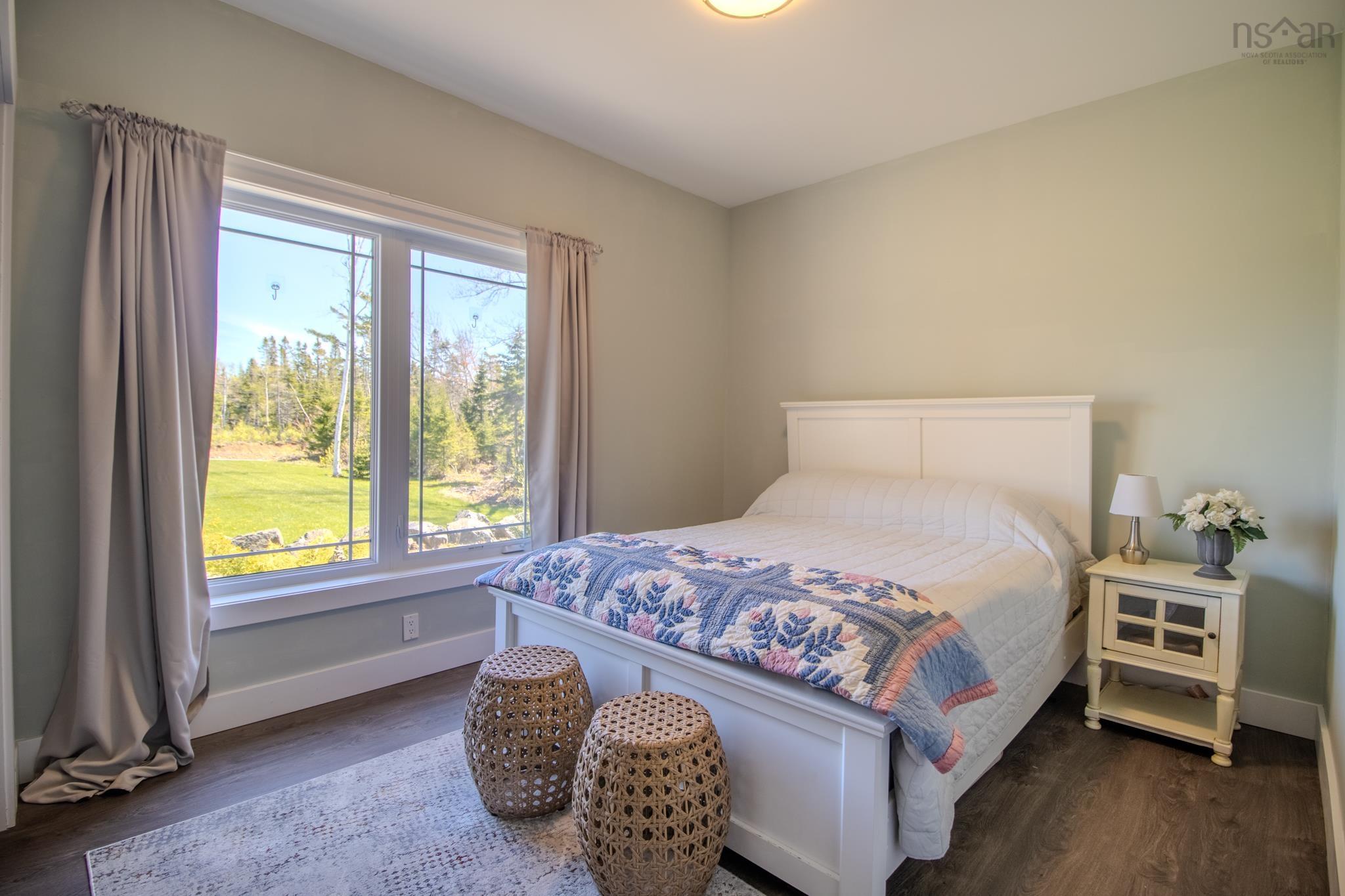 $669,000.00: 244 Aspen Grove, Howie Centre