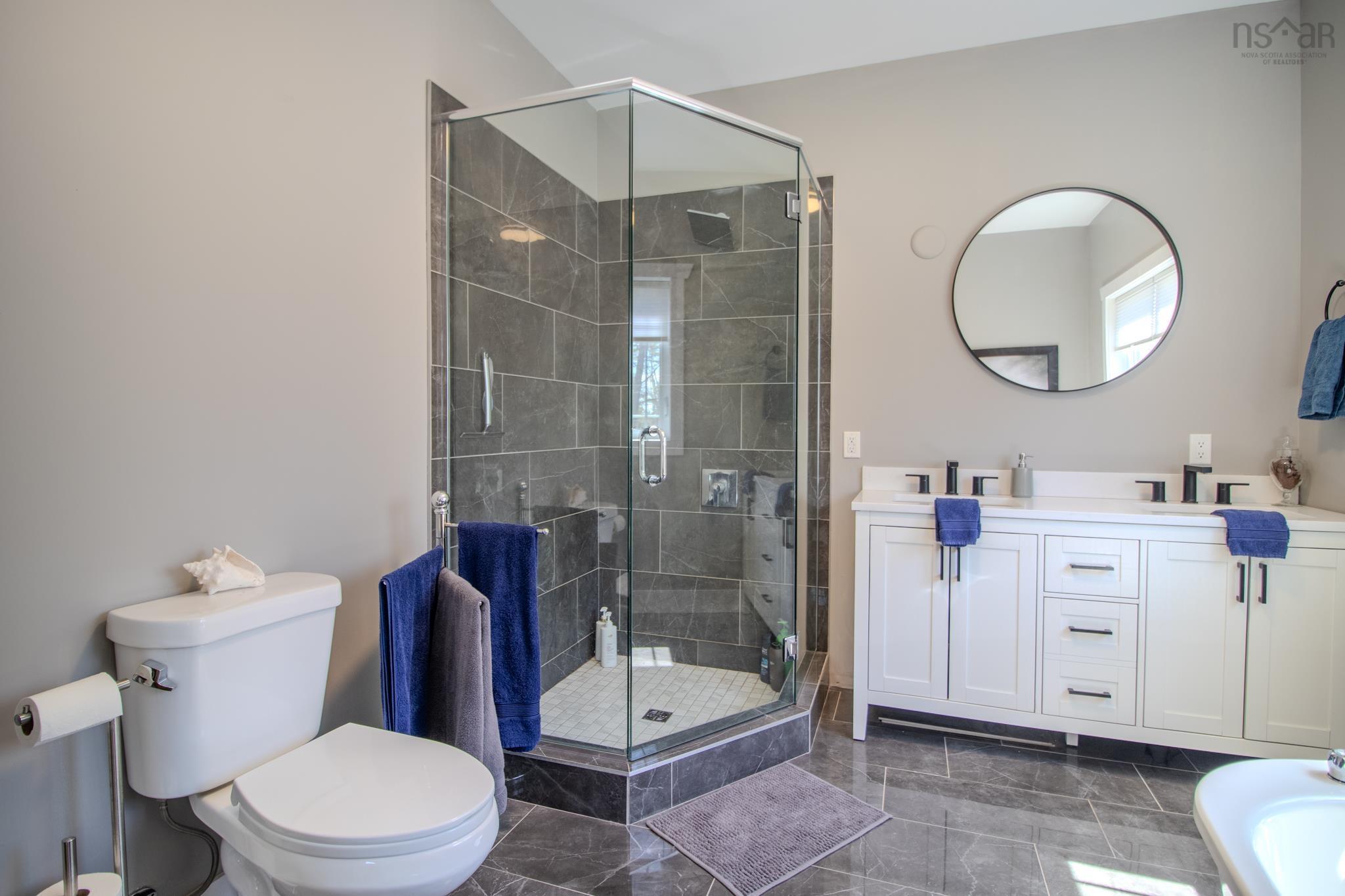 $669,000.00: 244 Aspen Grove, Howie Centre