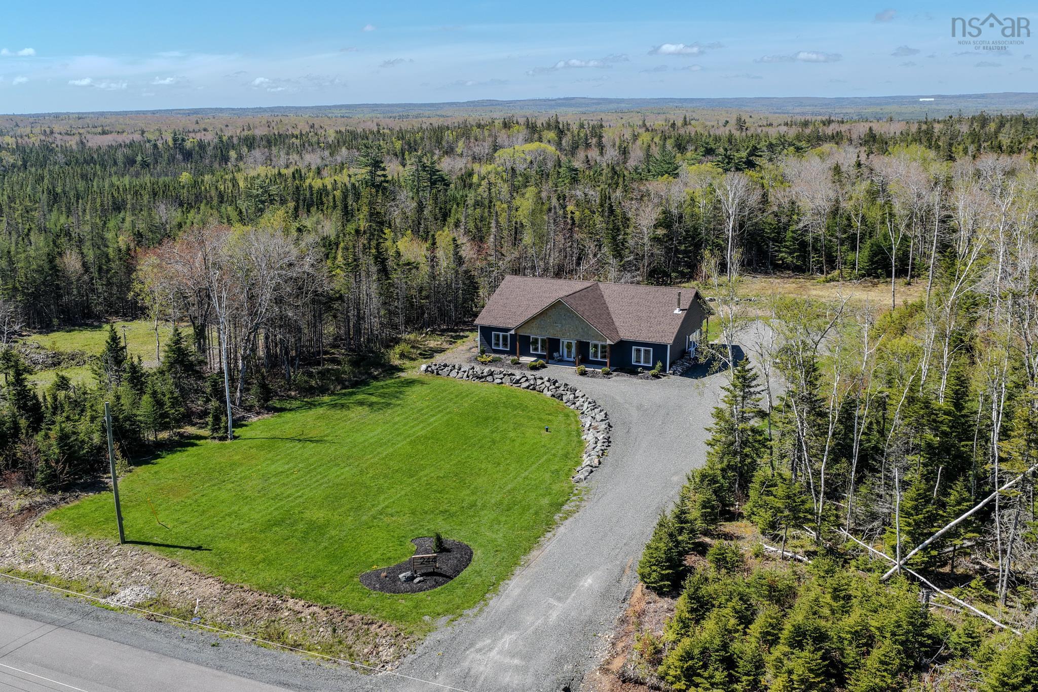 $669,000.00: 244 Aspen Grove, Howie Centre