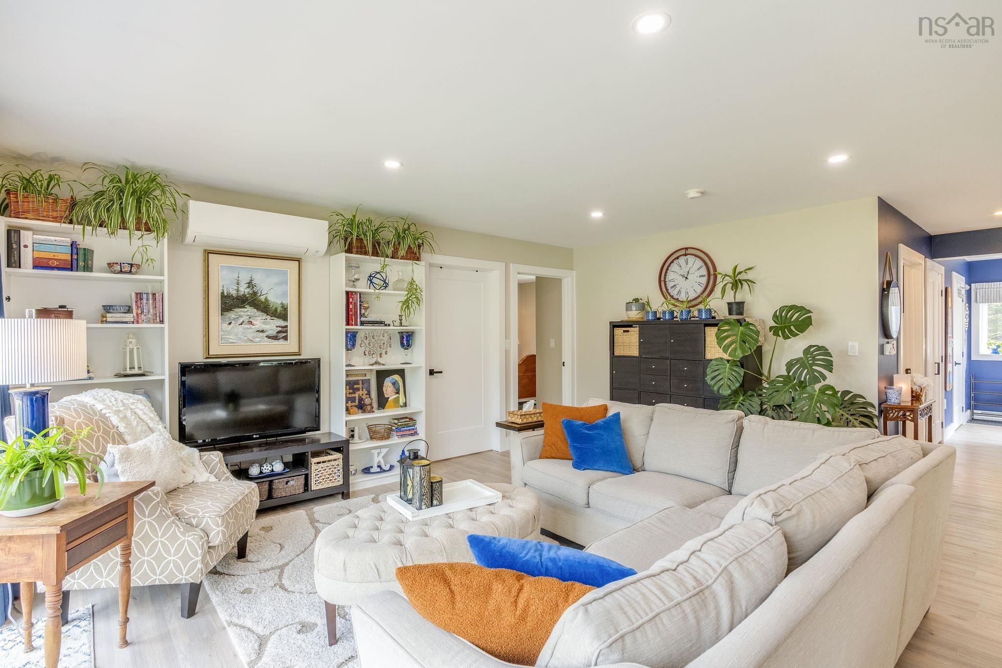 $529,000.00: 8 Alexander Avenue, Waterloo Lake