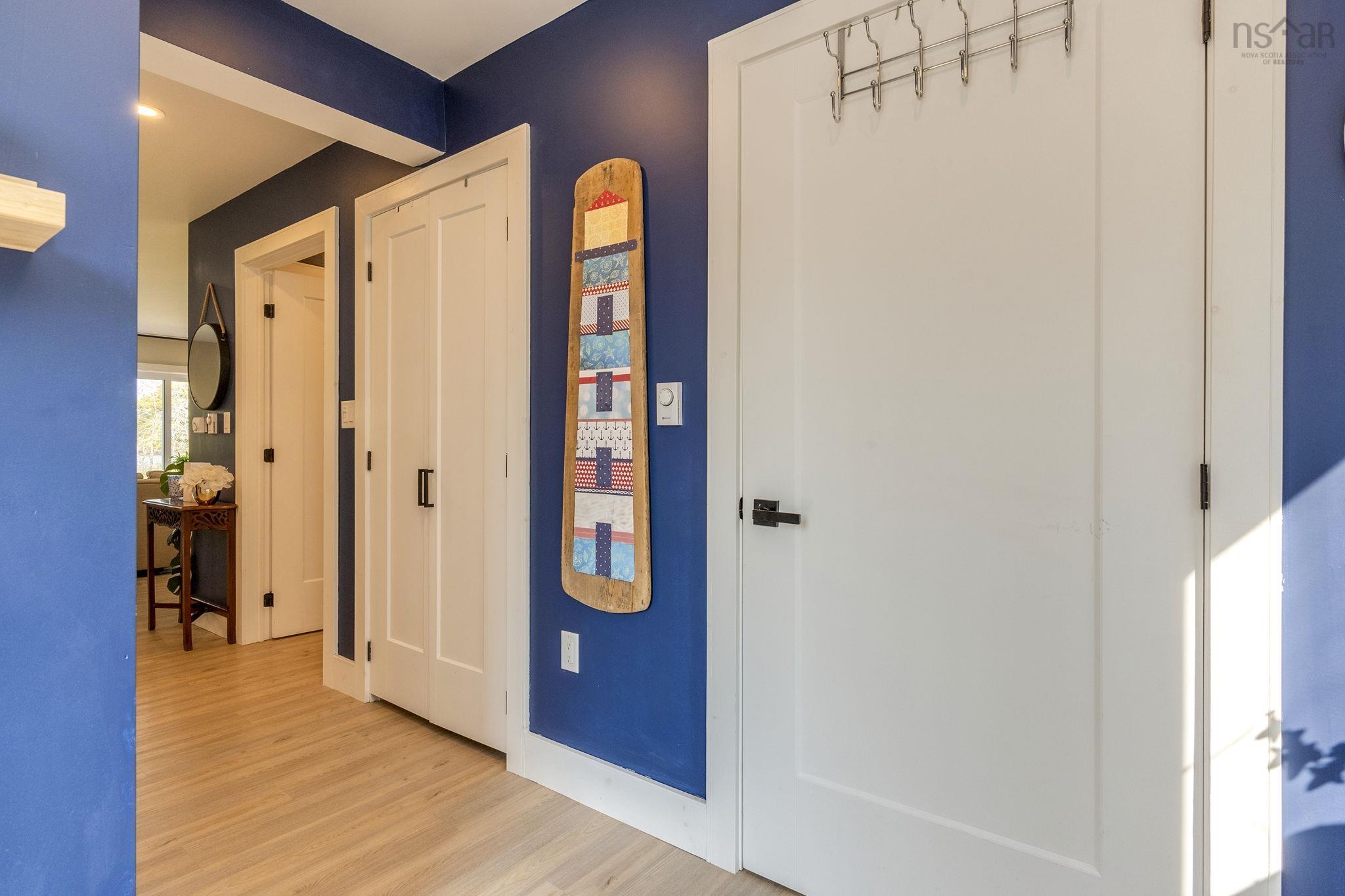 $529,000.00: 8 Alexander Avenue, Waterloo Lake