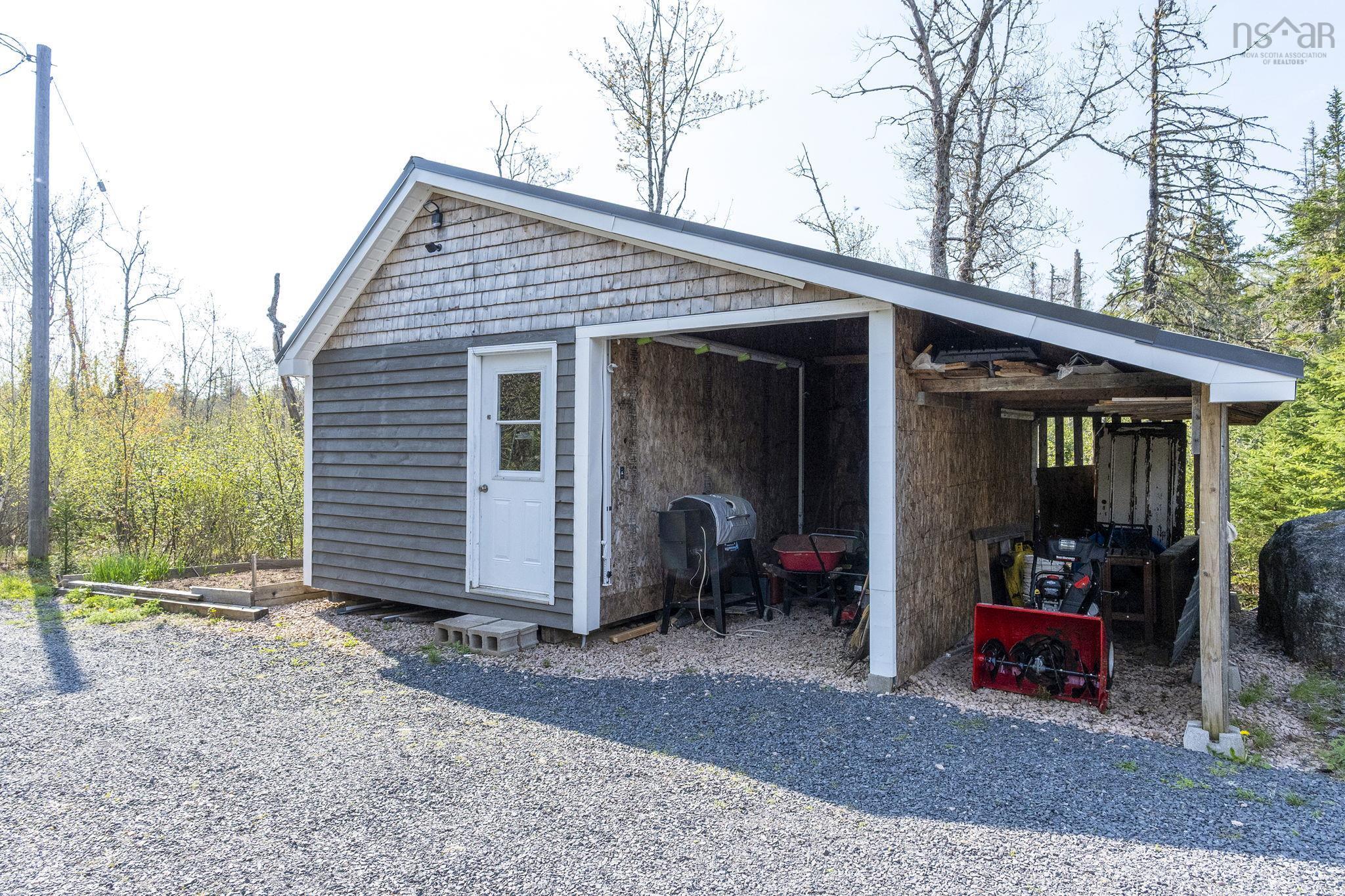 $529,000.00: 8 Alexander Avenue, Waterloo Lake