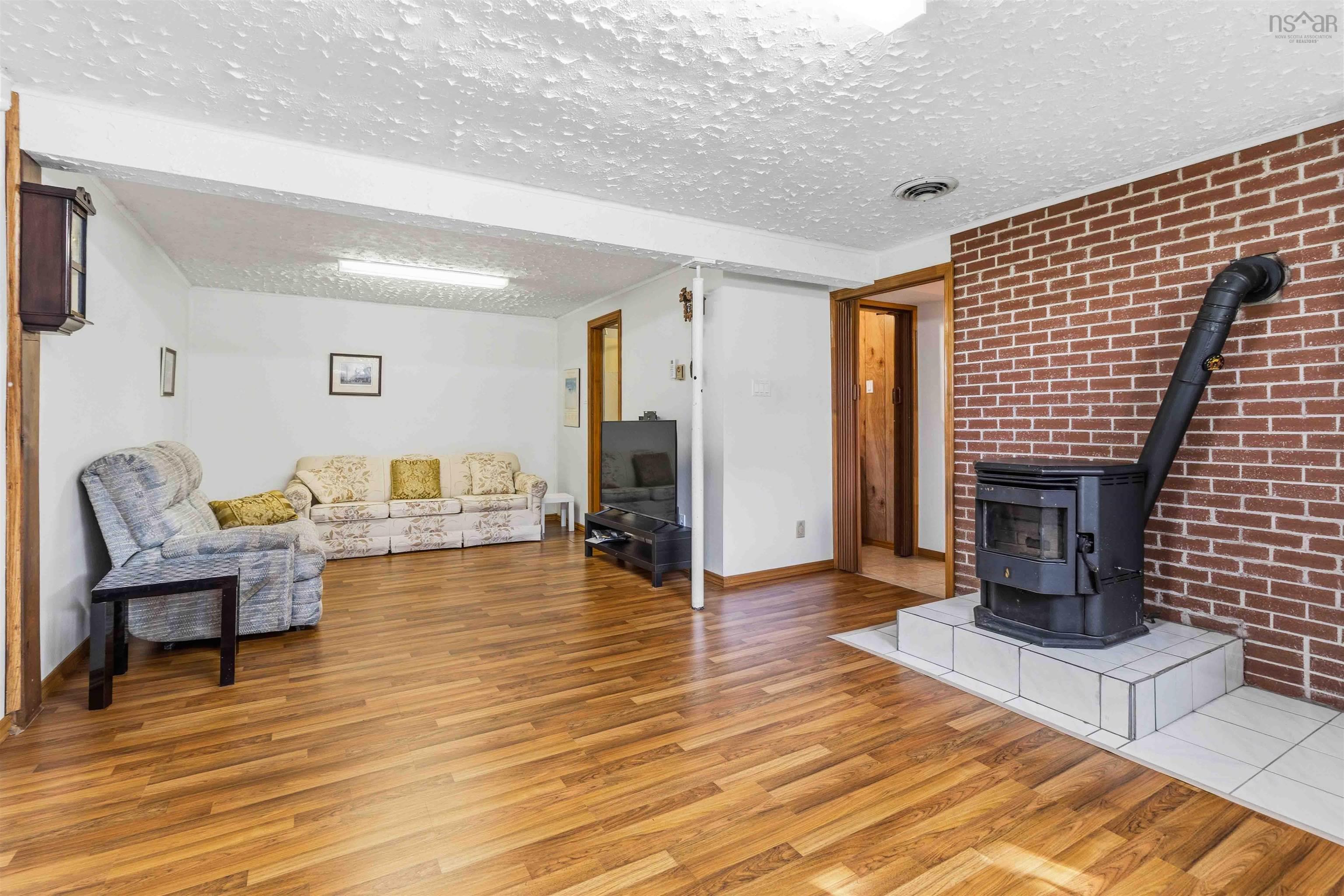 $549,900.00: 41 Churchill Downs Circle, Lower Sackville