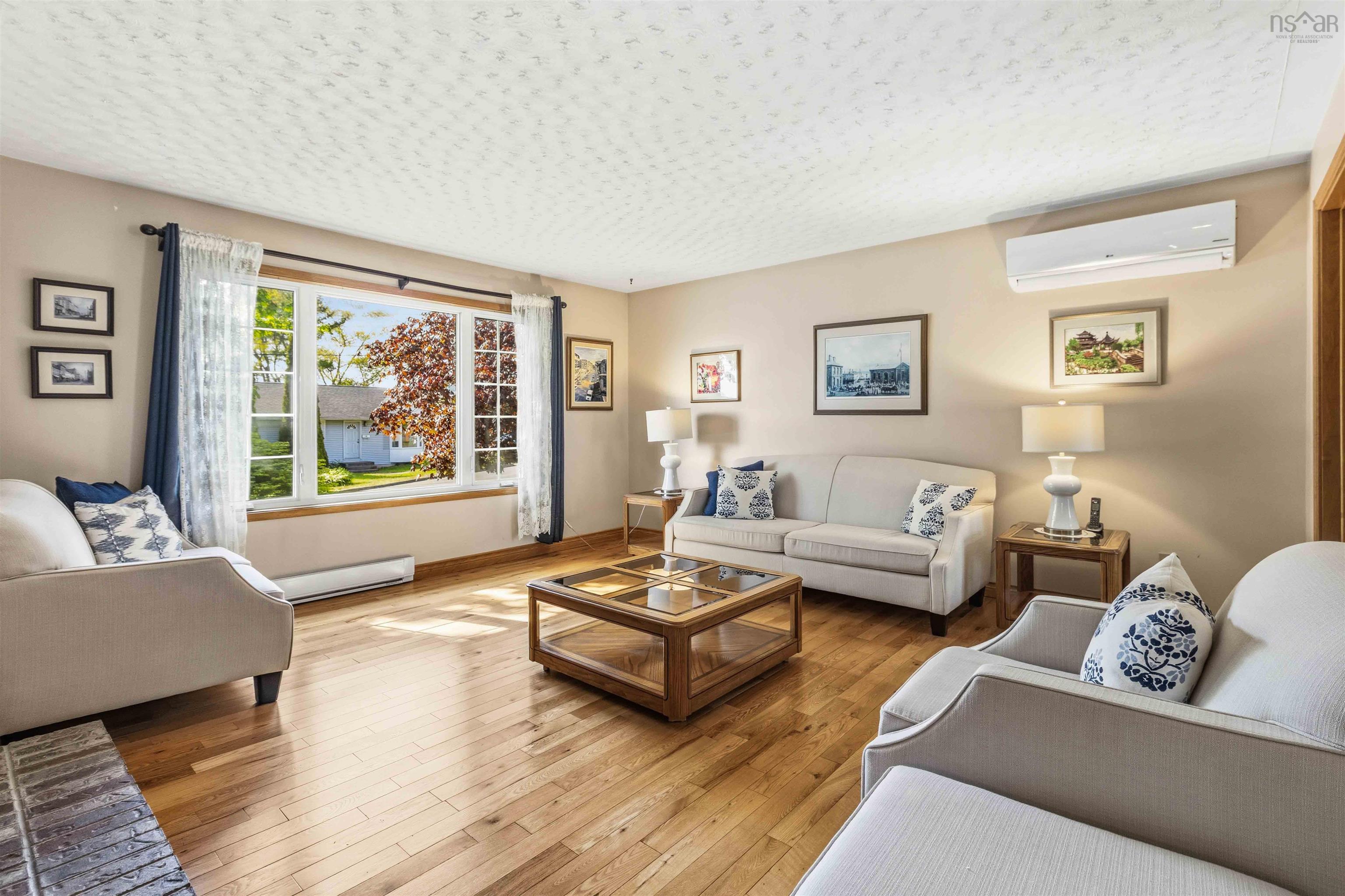 $549,900.00: 41 Churchill Downs Circle, Lower Sackville
