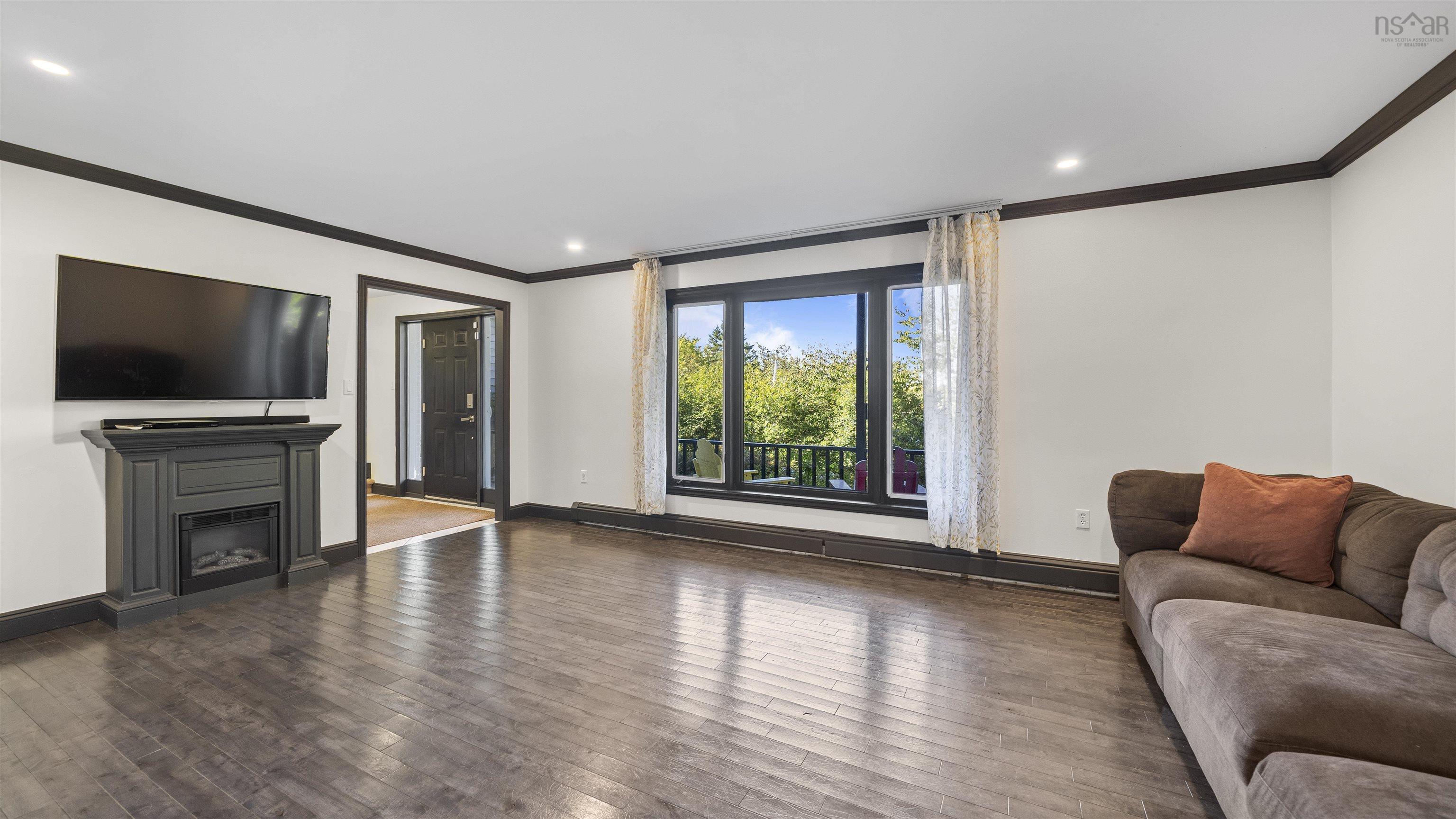 65 Lakehill Drive, Dartmouth, NS (MLS 202613114)