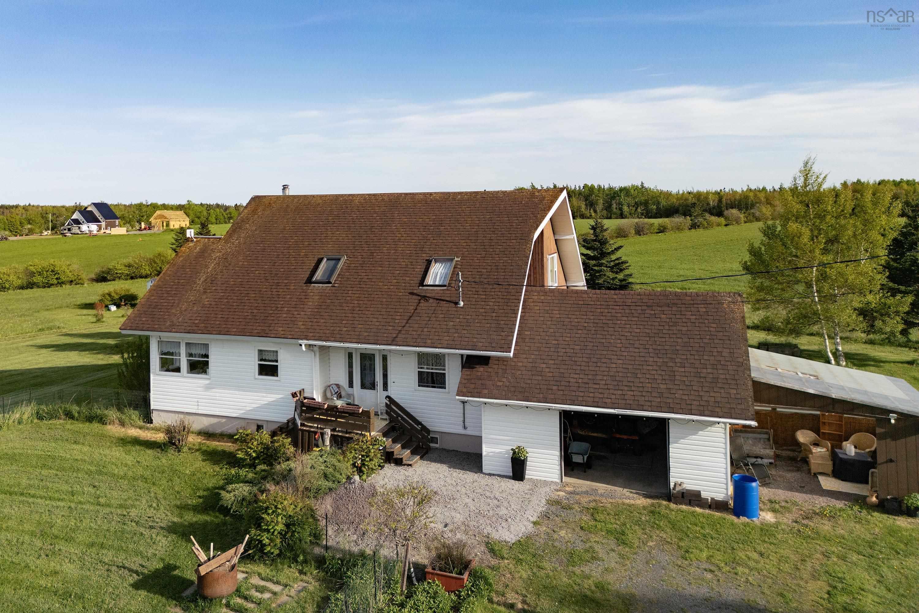$579,900.00: 5096 Highway 366, Lorneville