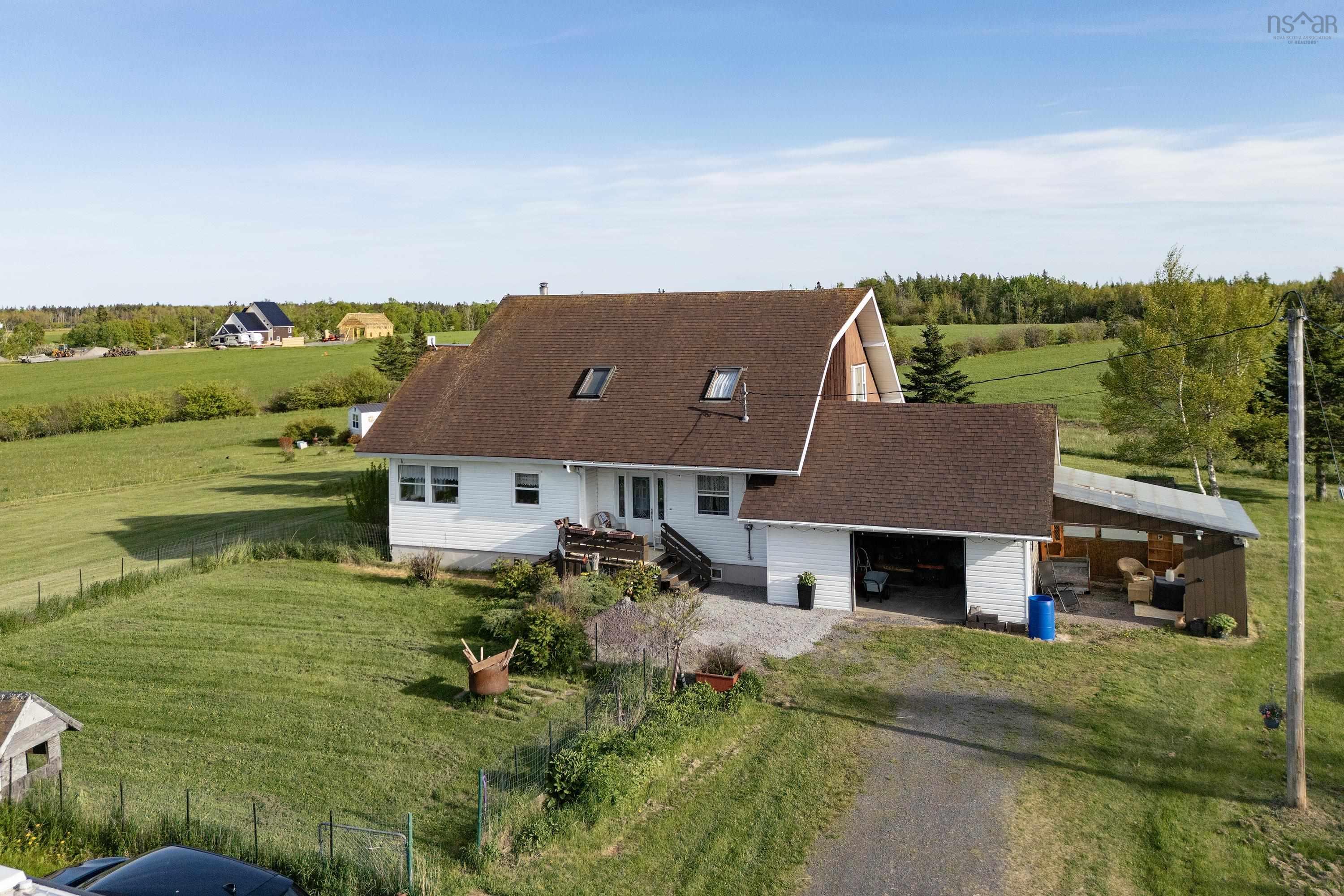 $579,900.00: 5096 Highway 366, Lorneville