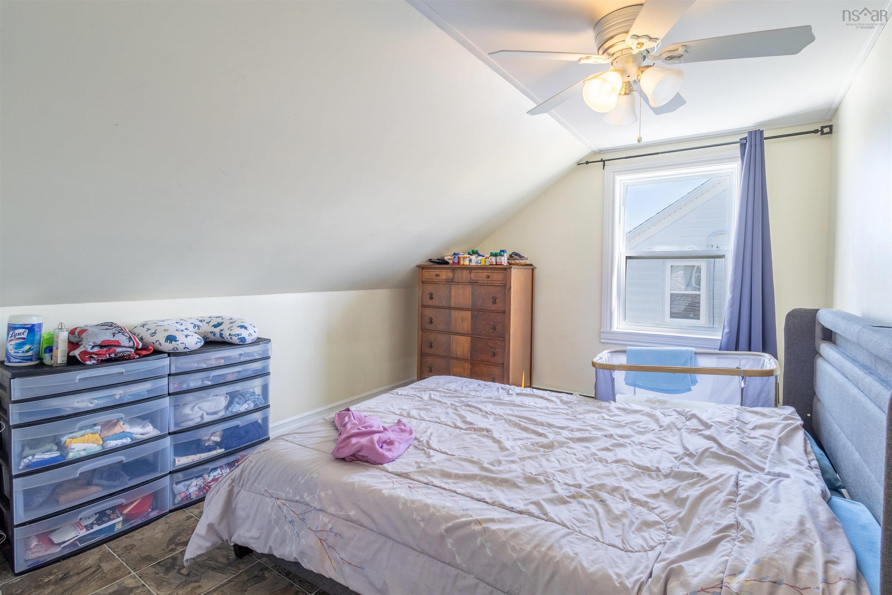 $219,000.00: 24 Highland Street   B1A 2T5 Street, Glace Bay