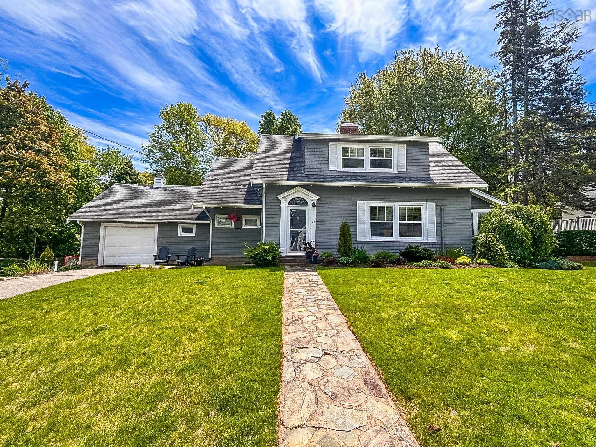 $549,900.00: 65 Crescent Street, Bridgewater