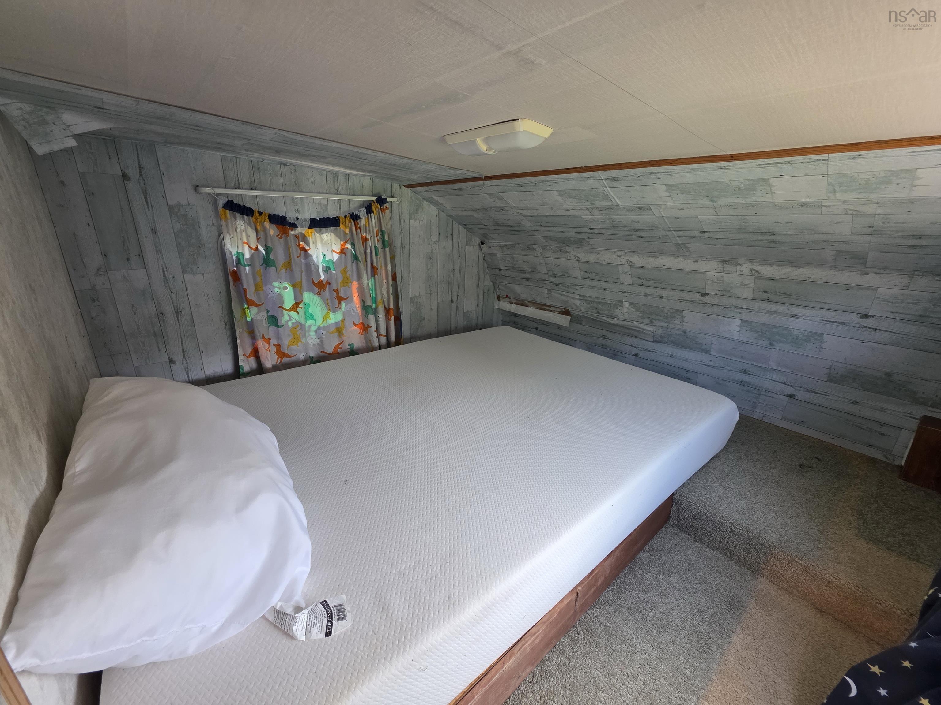 $40,900.00: 4827 209 Highway, Spencers Island