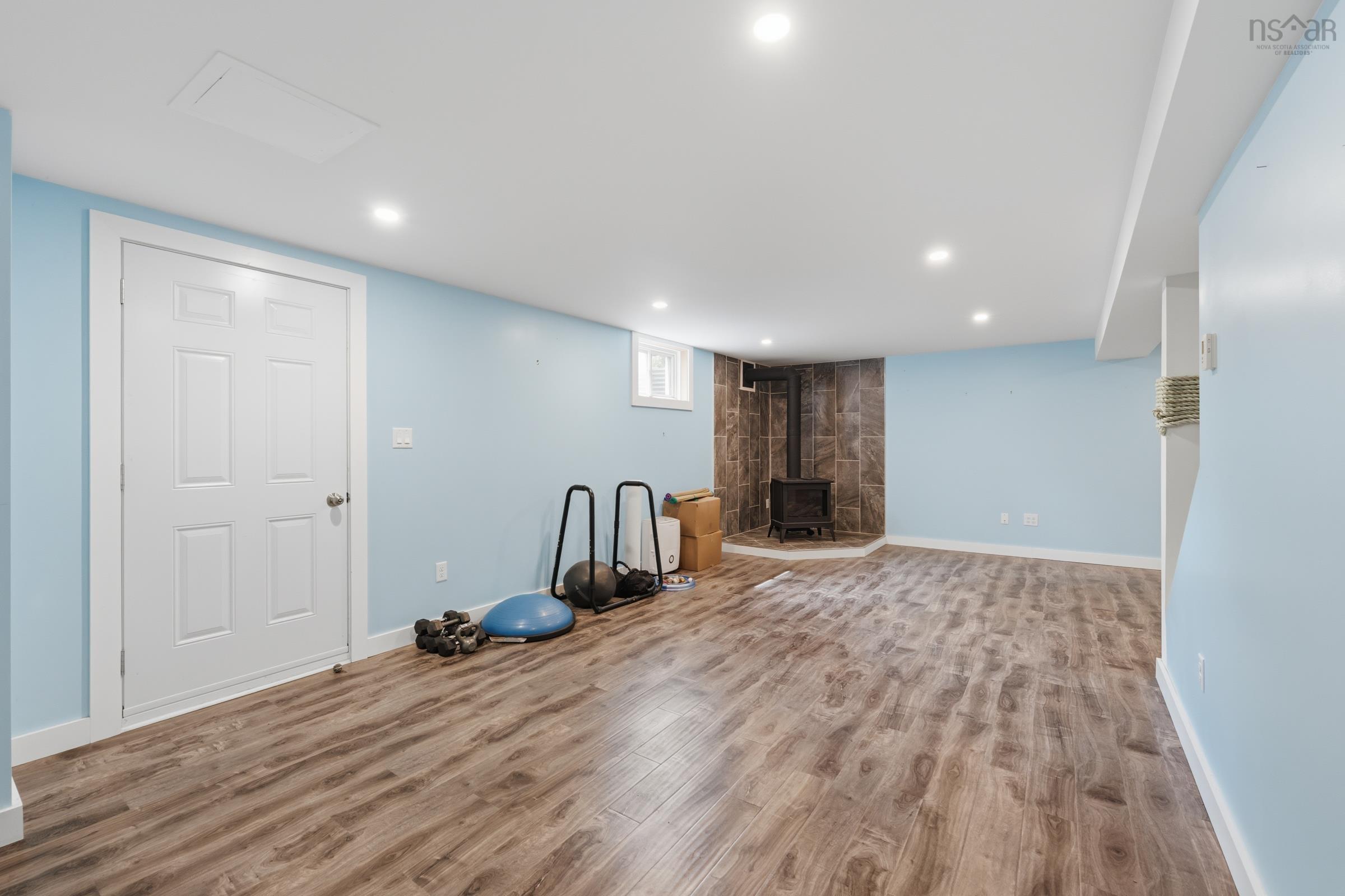 $352,500.00: 7784 Highway 101, Plympton