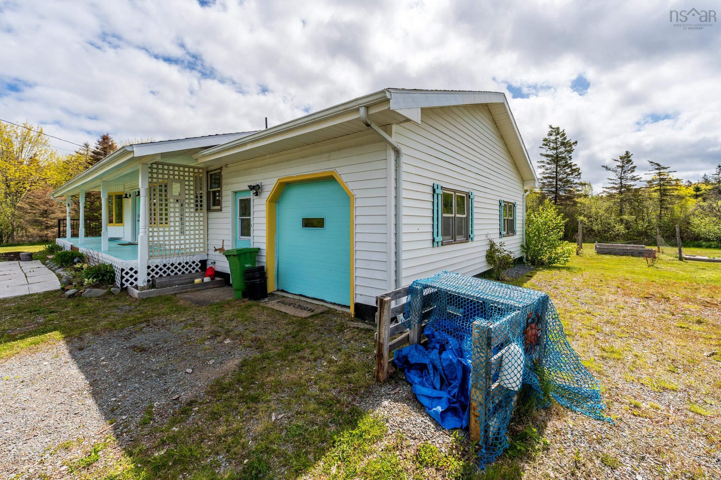 $352,500.00: 7784 Highway 101, Plympton
