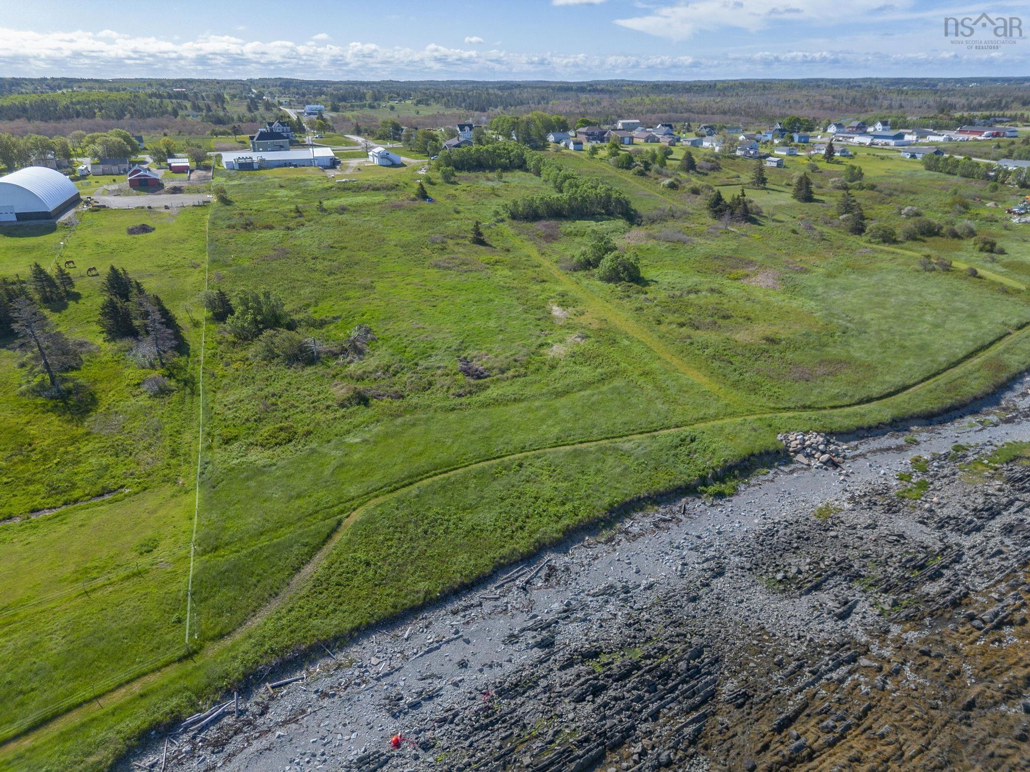 $149,000.00: lot 2 1 Highway, Saulnierville