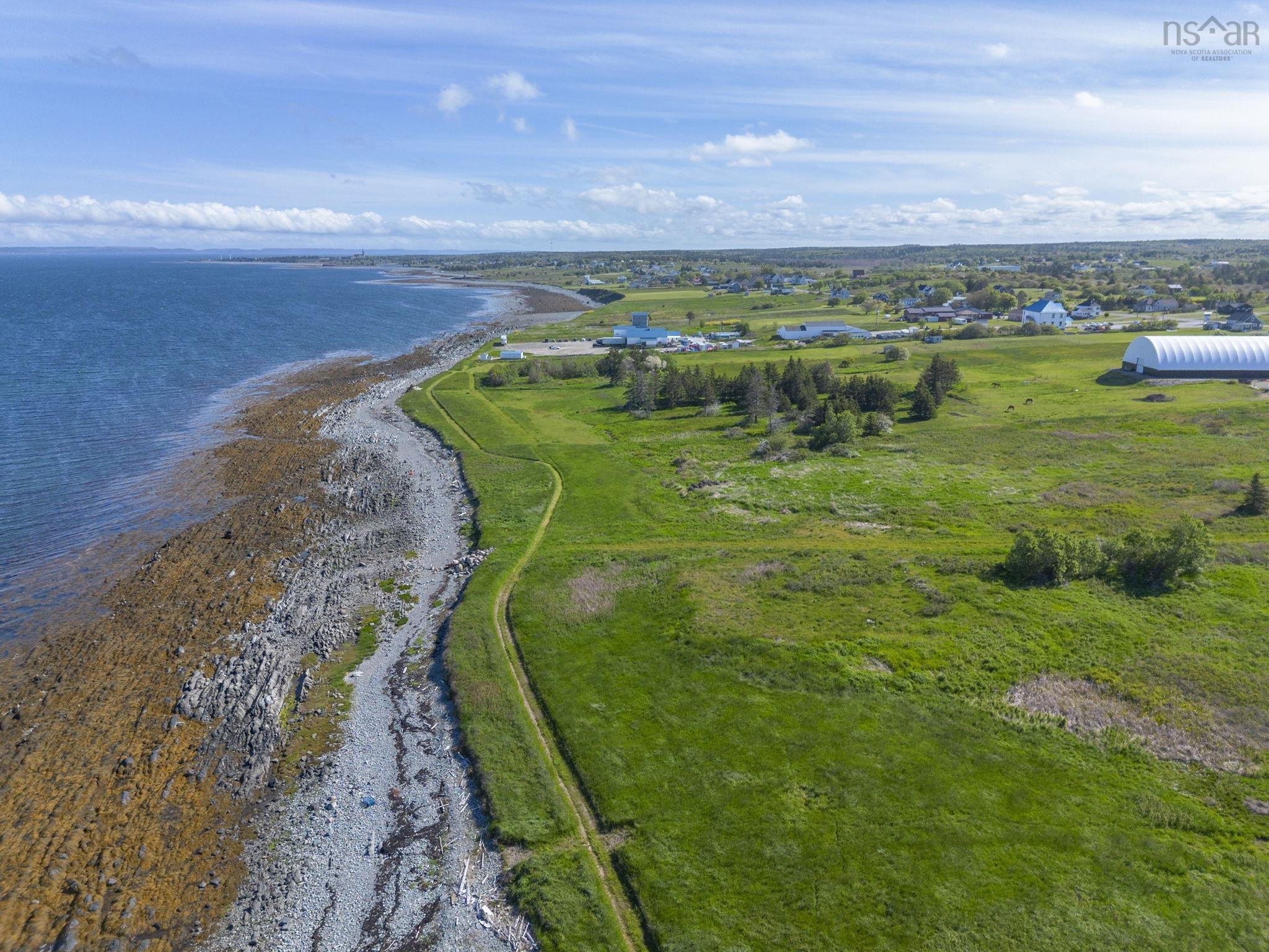 $149,000.00: lot 2 1 Highway, Saulnierville