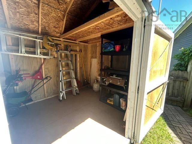 $389,900.00: 54 Martha Avenue, Truro