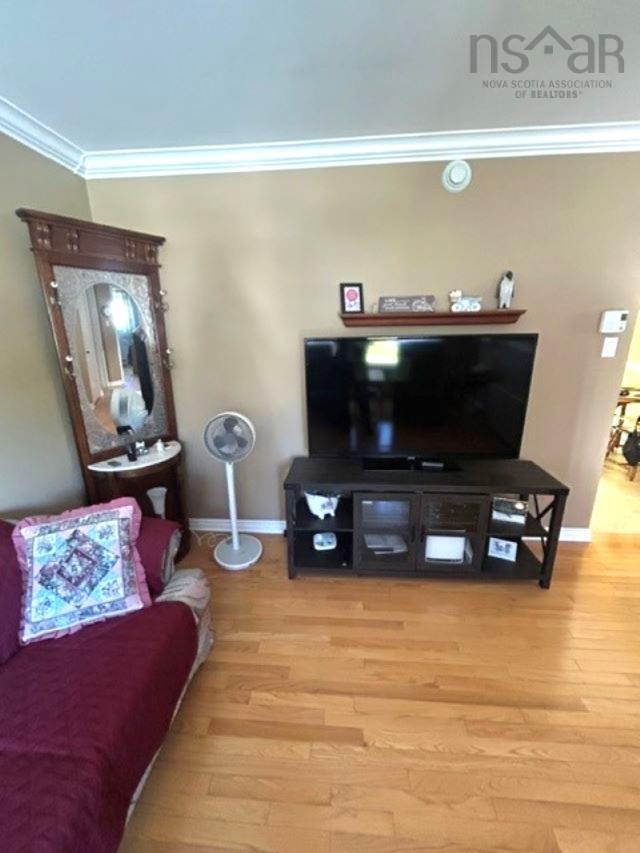 $389,900.00: 54 Martha Avenue, Truro