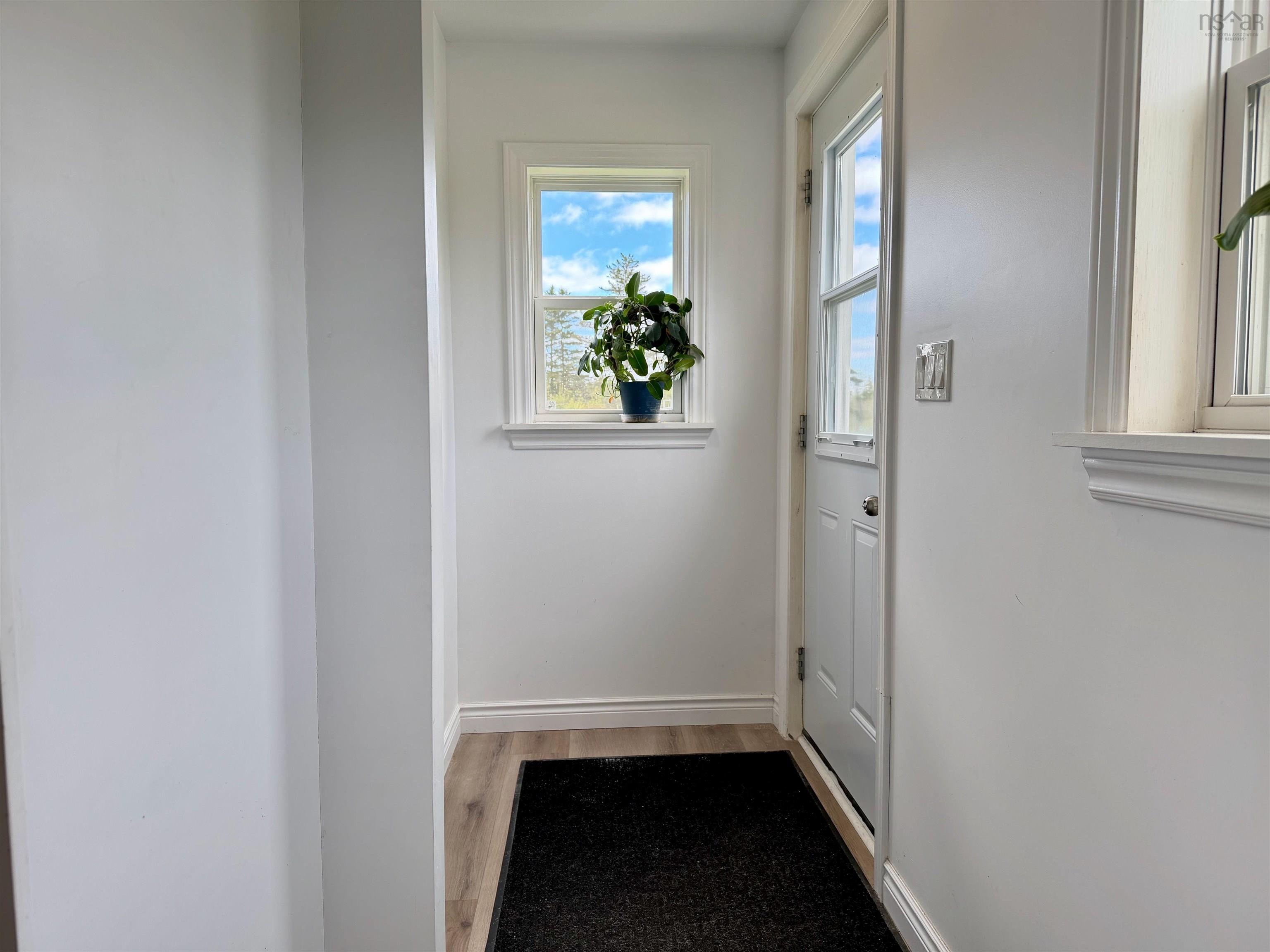 $327,500.00: 20 Jacquard Road, Lower Wedgeport