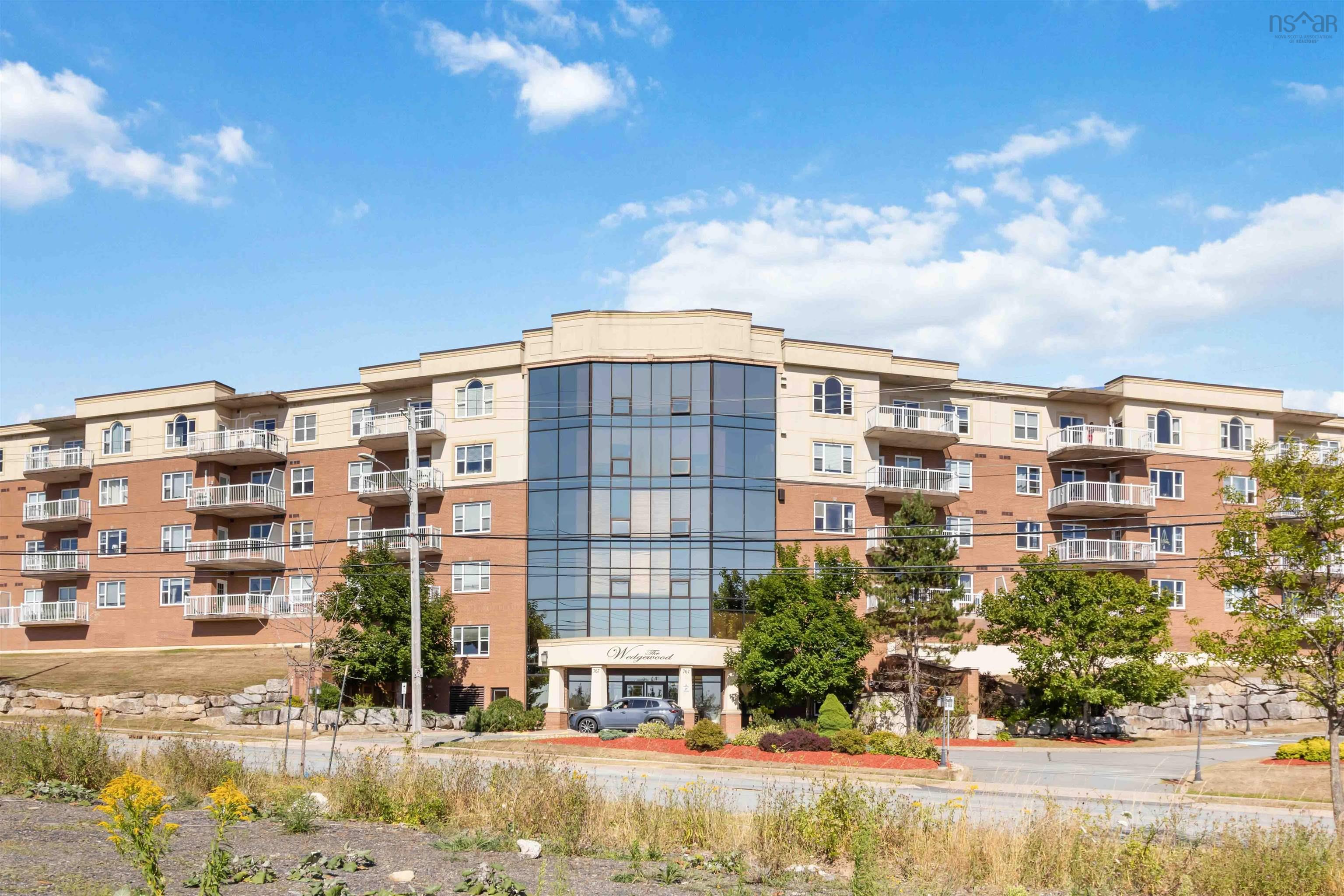 $699,900.00: 413 767 Parkland Drive, Halifax