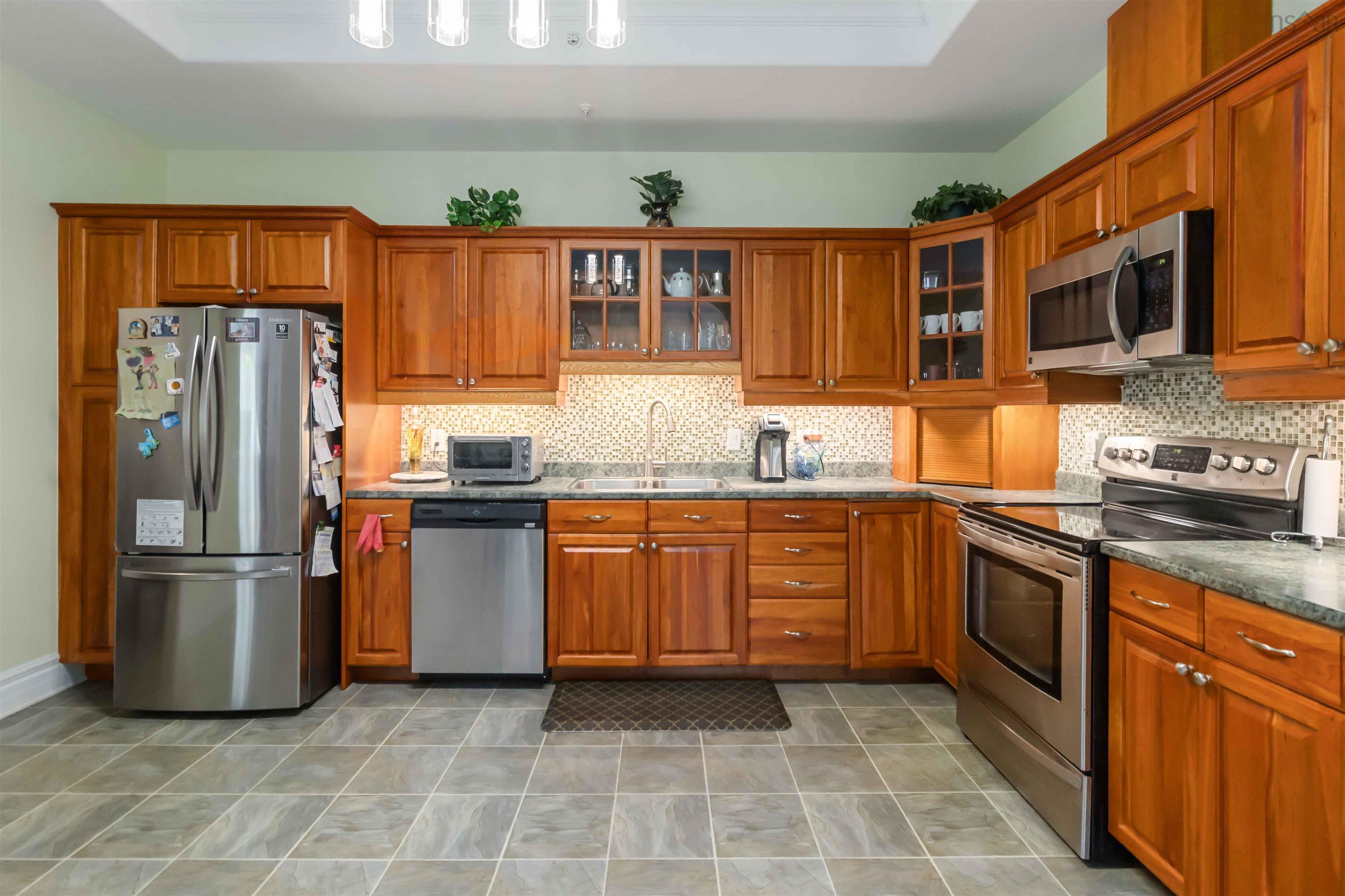 $699,900.00: 413 767 Parkland Drive, Halifax