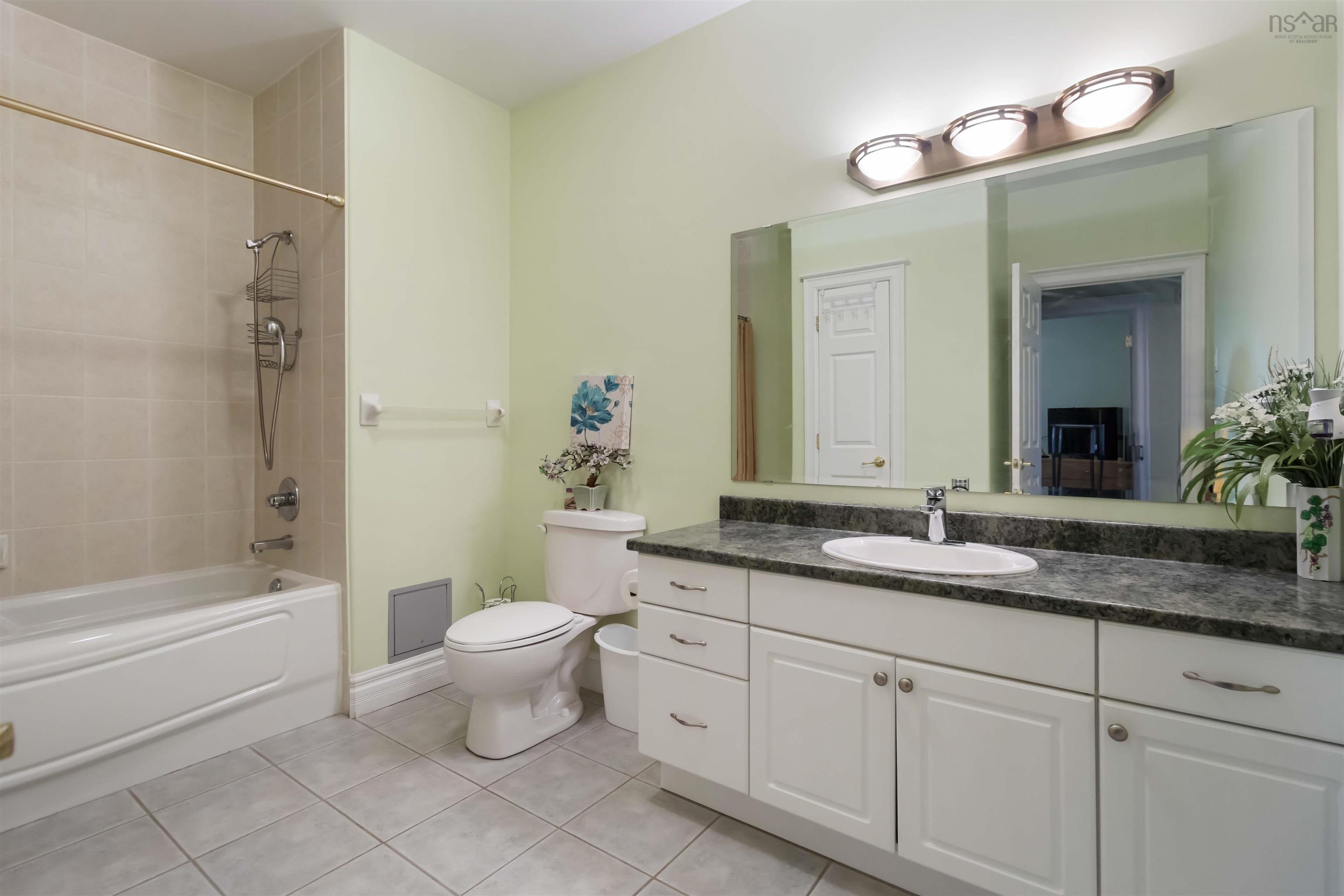 $699,900.00: 413 767 Parkland Drive, Halifax