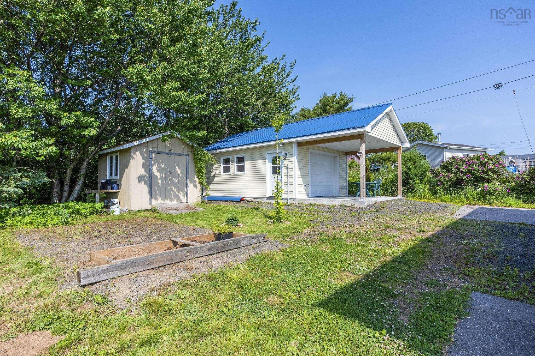 $379,900.00: 33 West Street, Digby
