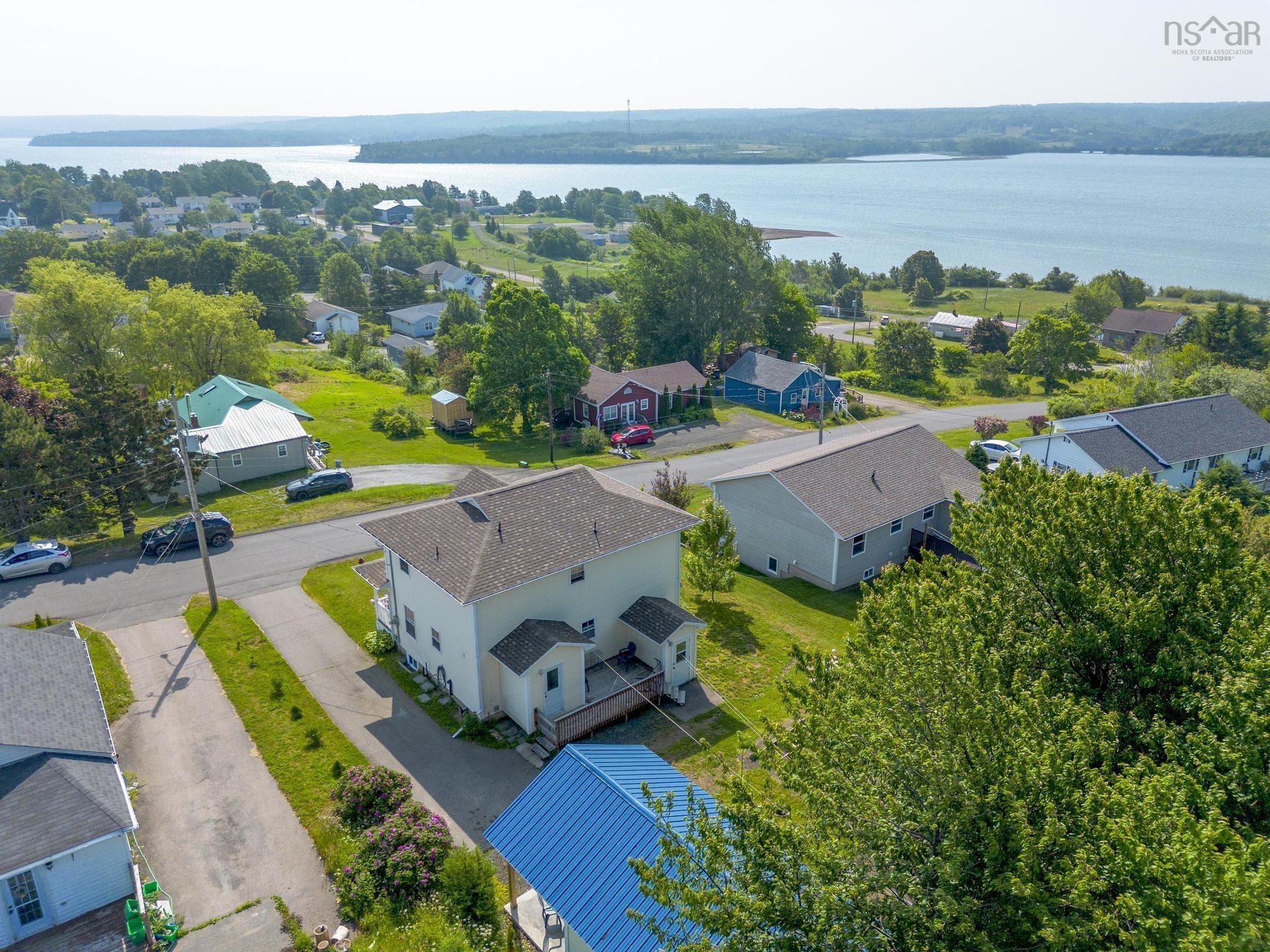 $379,900.00: 33 West Street, Digby