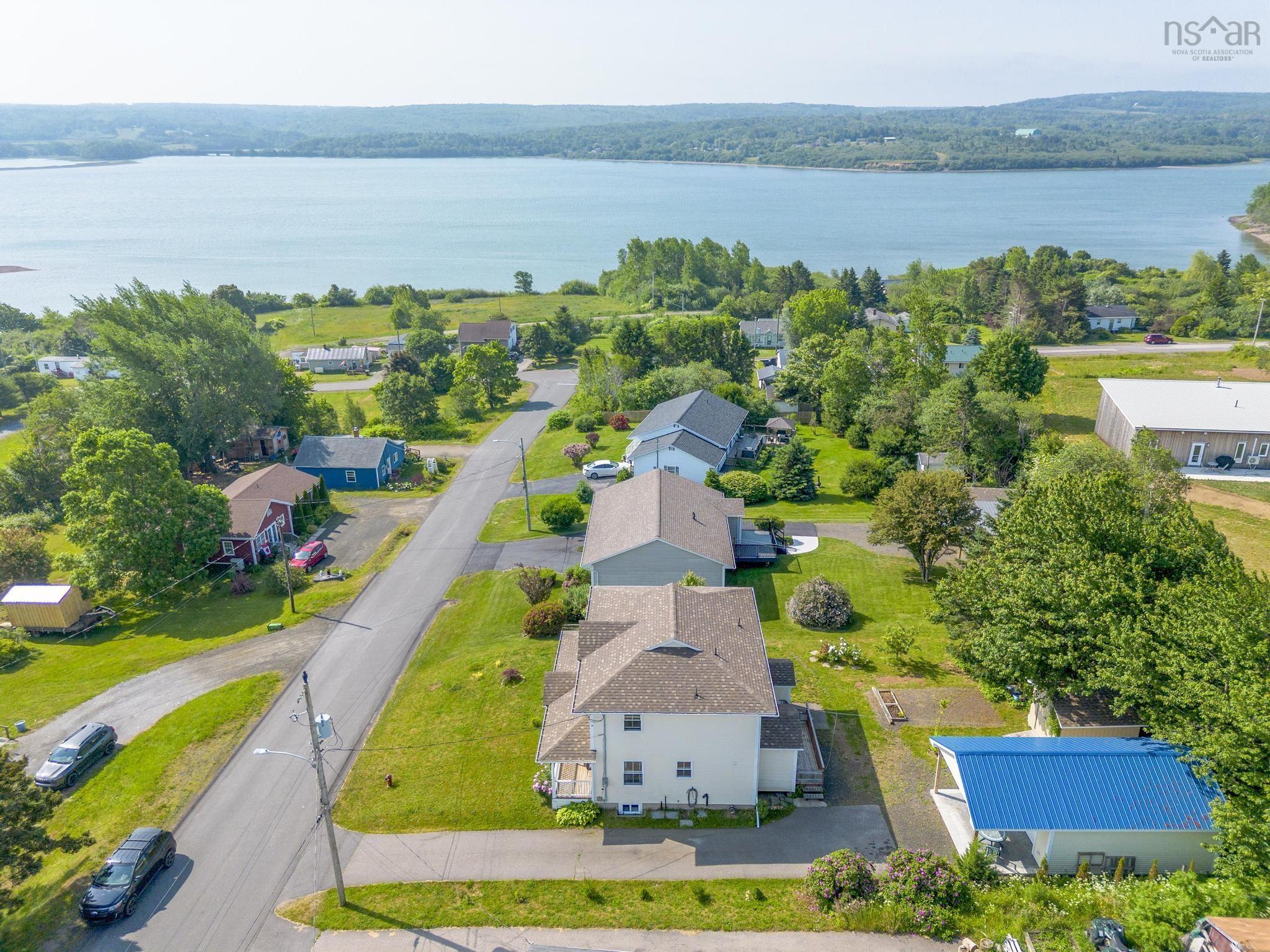$379,900.00: 33 West Street, Digby