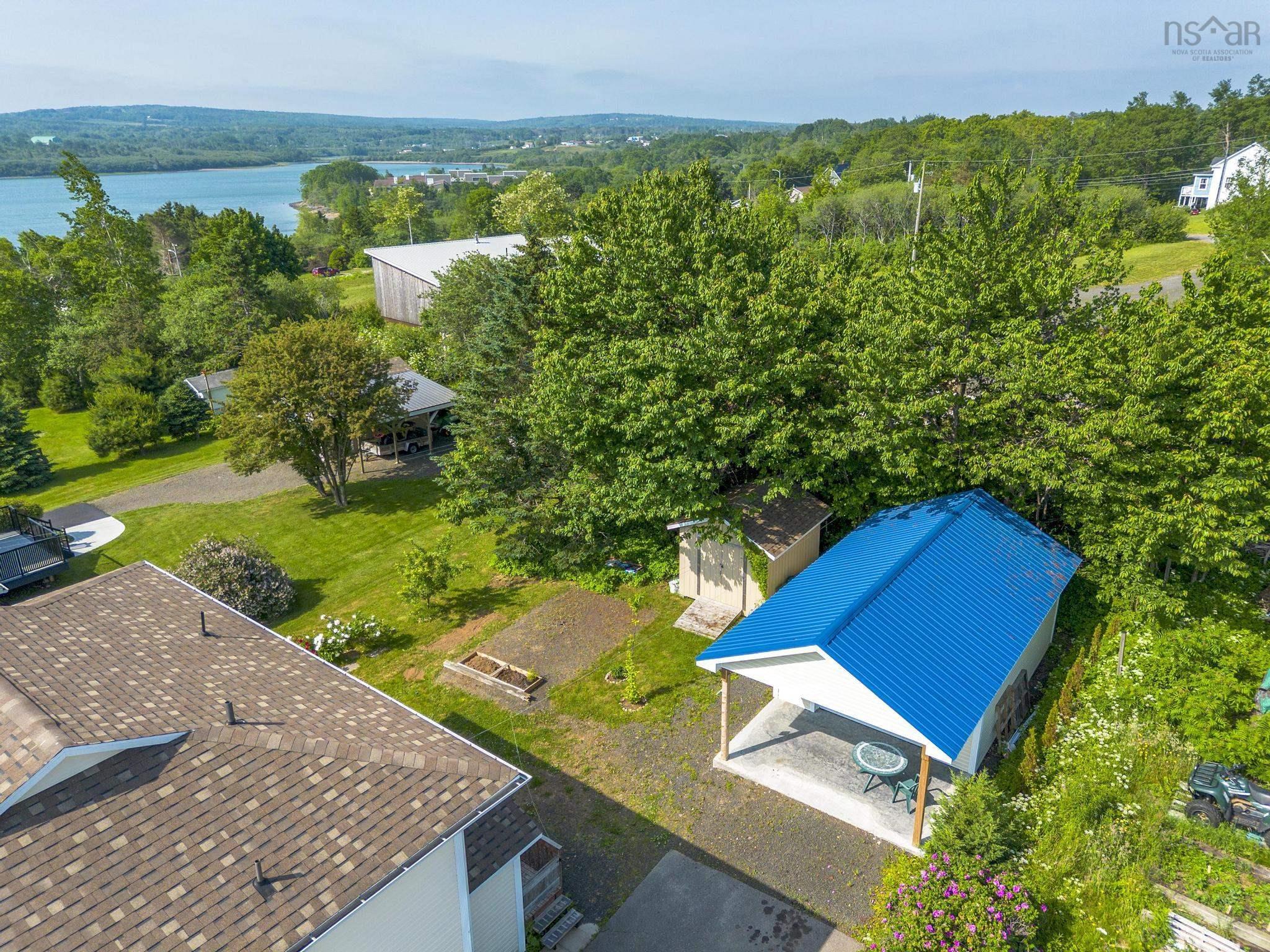 $379,900.00: 33 West Street, Digby