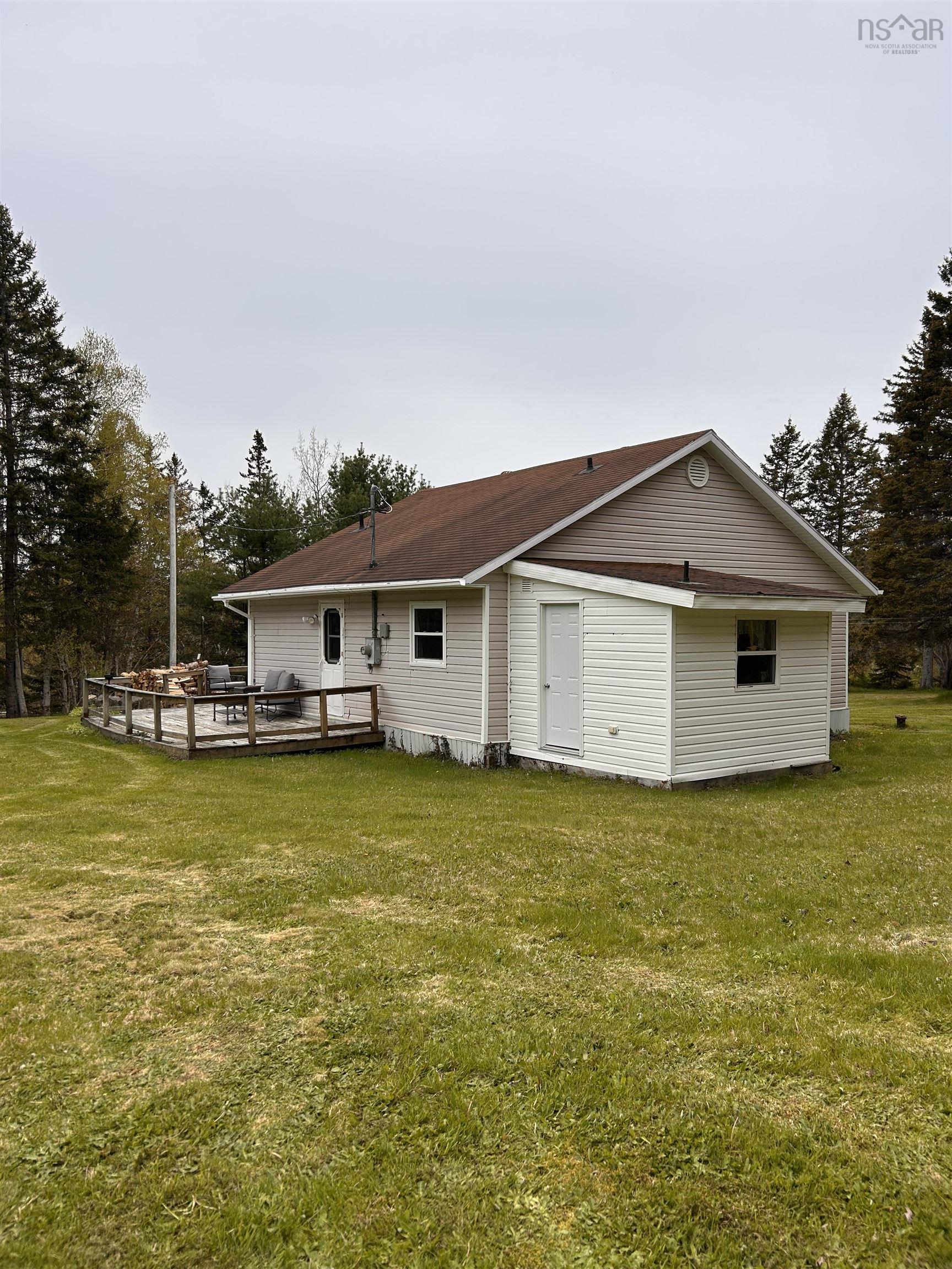 $349,000.00: 4430 252 Highway, Hillsboro