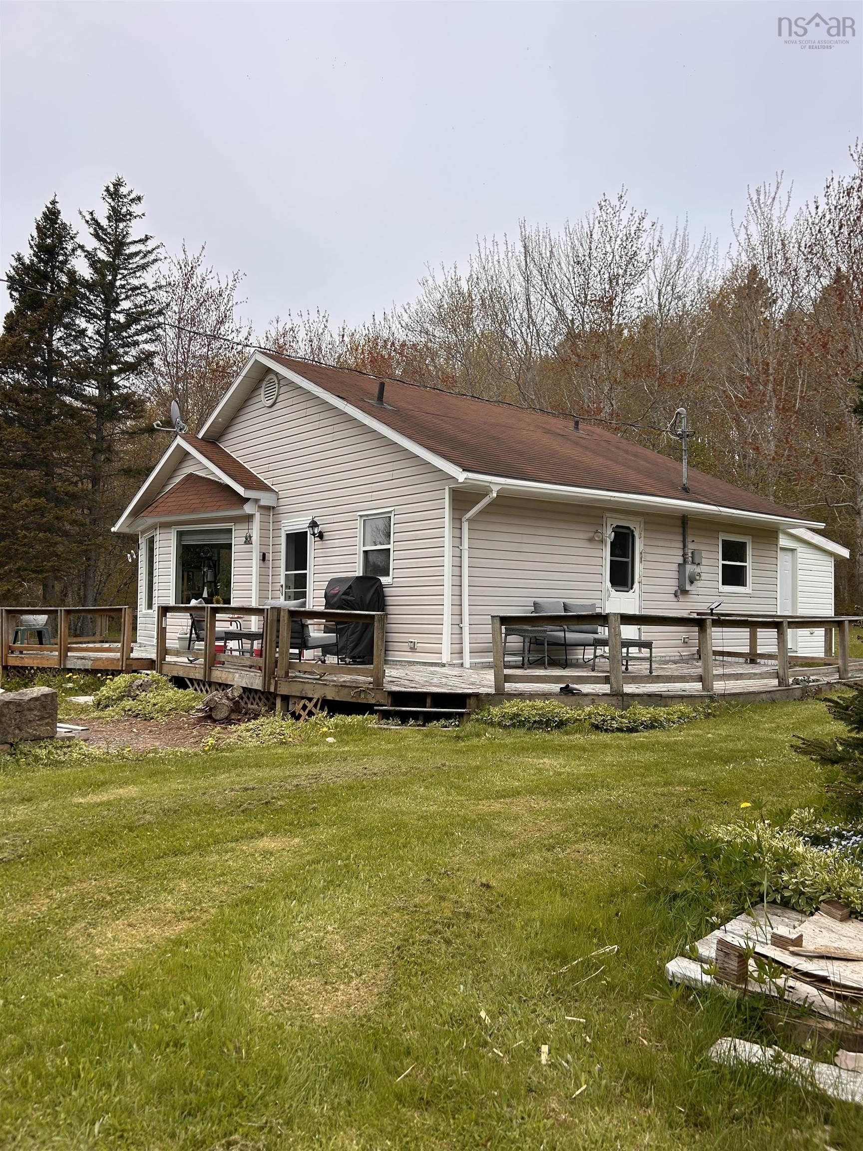 $349,000.00: 4430 252 Highway, Hillsboro